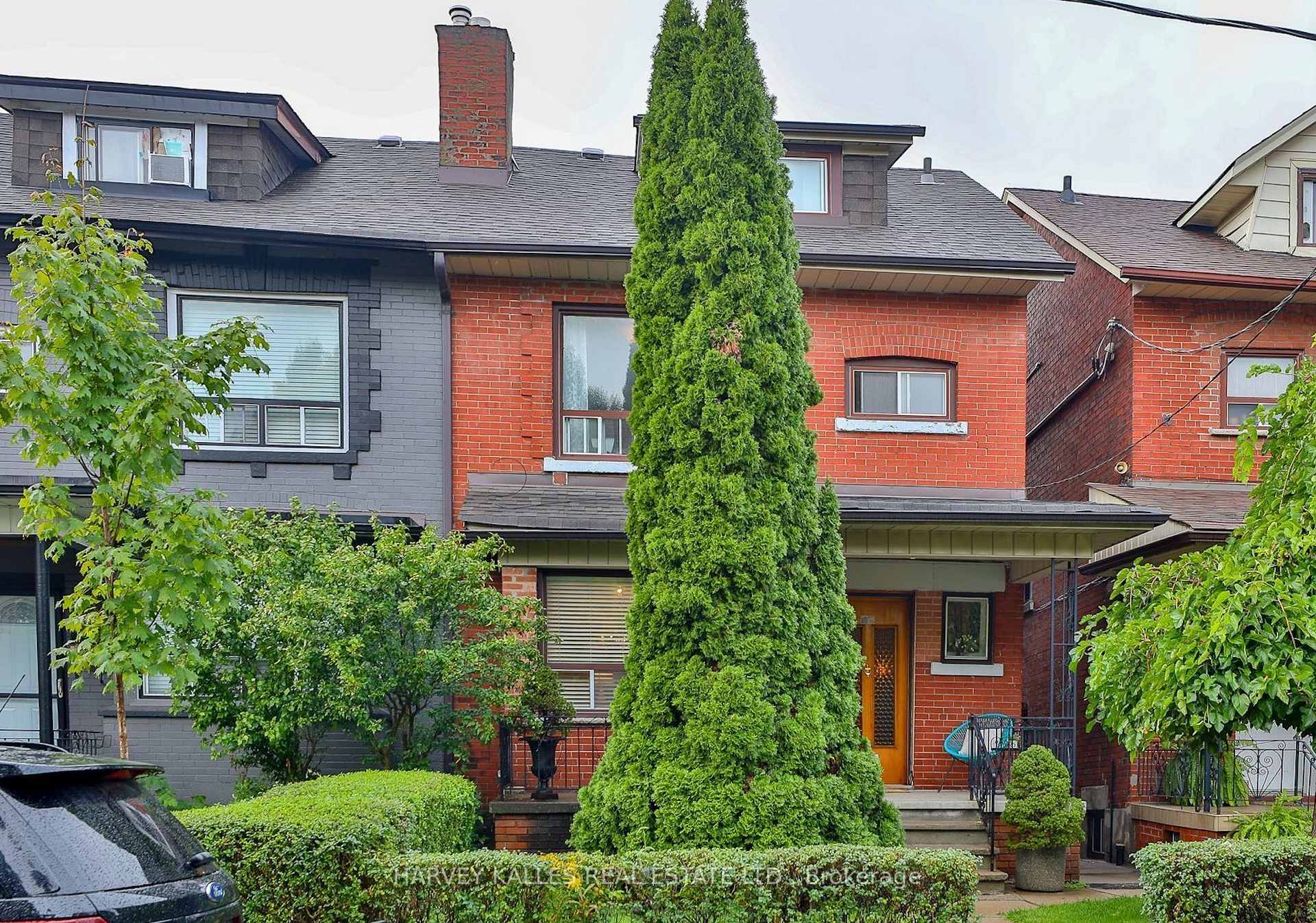 Photo of Unit Lower, 628 Manning Avenue