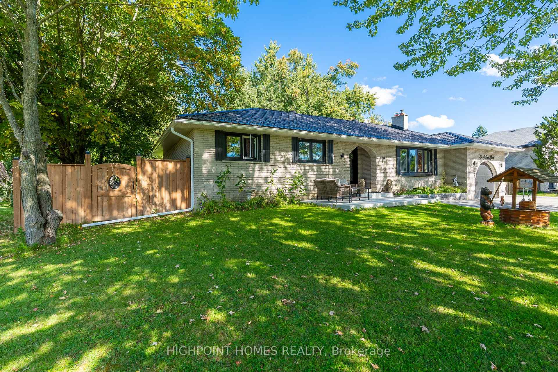 Photo 5 of 28 Main Street, Georgina, Pefferlaw — HOMEH