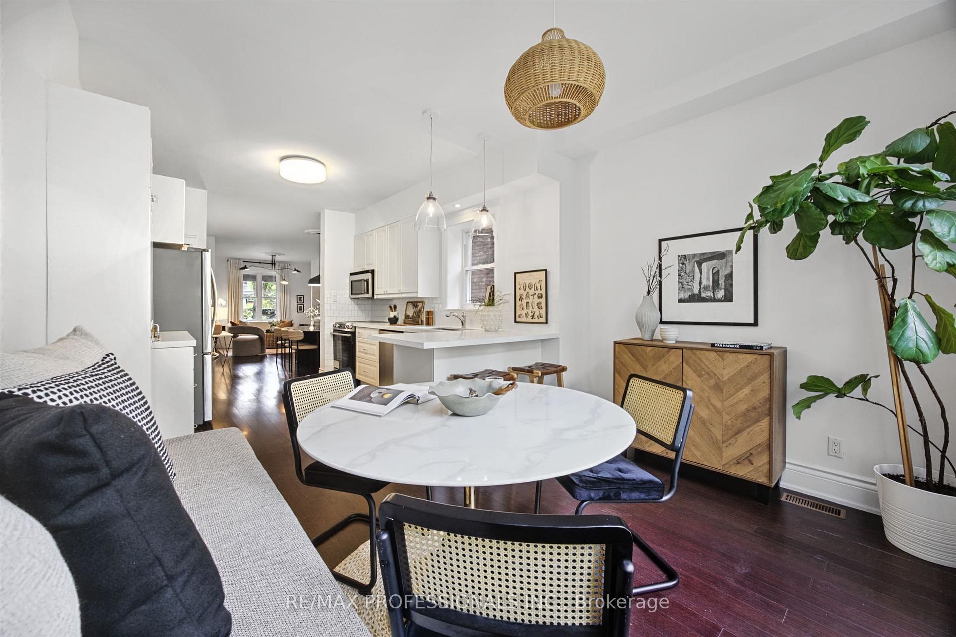 Photo 16 of 28 Wright Avenue, Toronto, Roncesvalles — HOMEH
