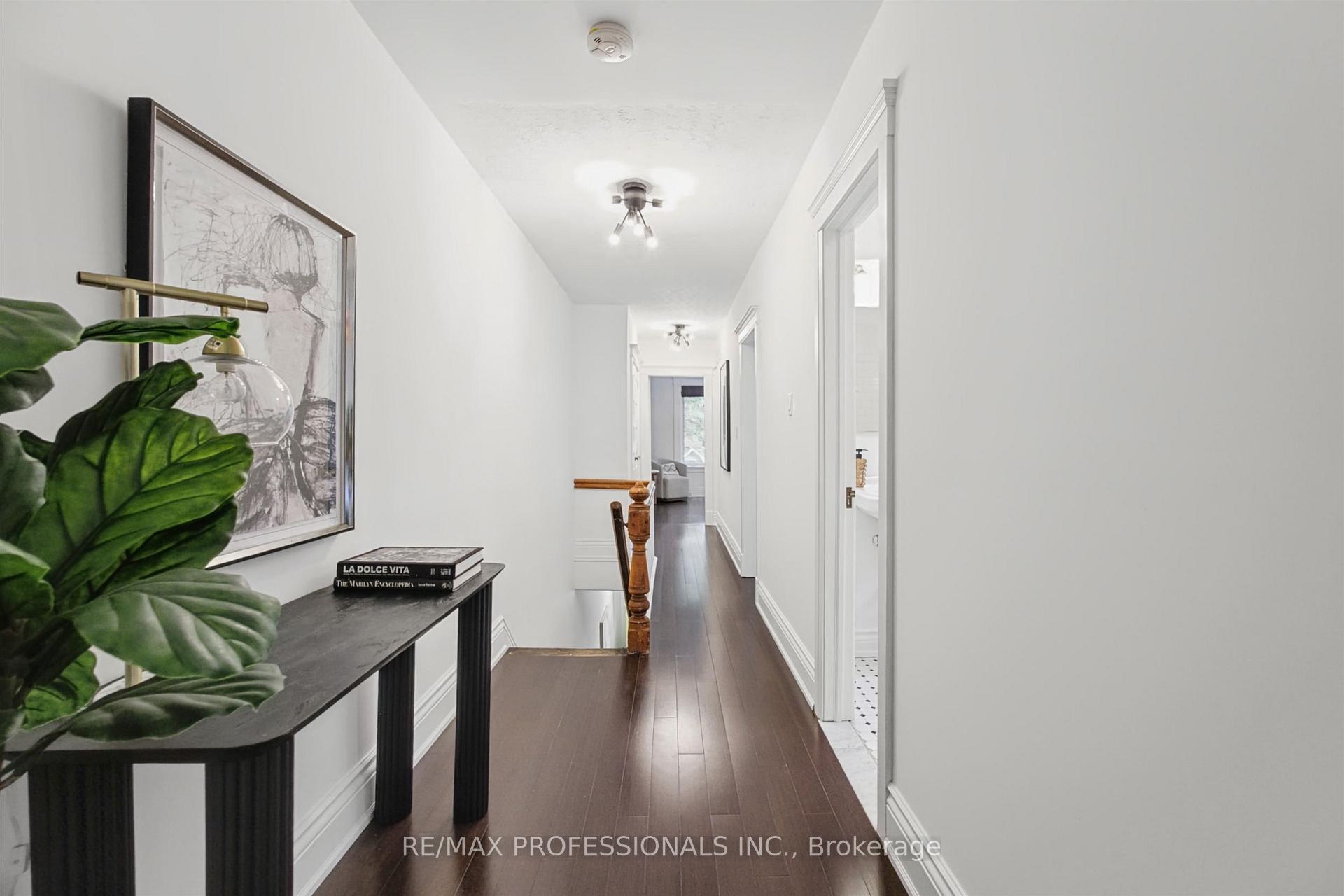 Photo 18 of 28 Wright Avenue, Toronto, Roncesvalles — HOMEH
