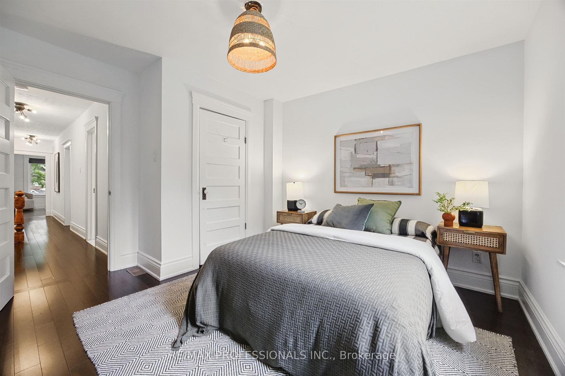 Photo 26 of 28 Wright Avenue, Toronto, Roncesvalles — HOMEH