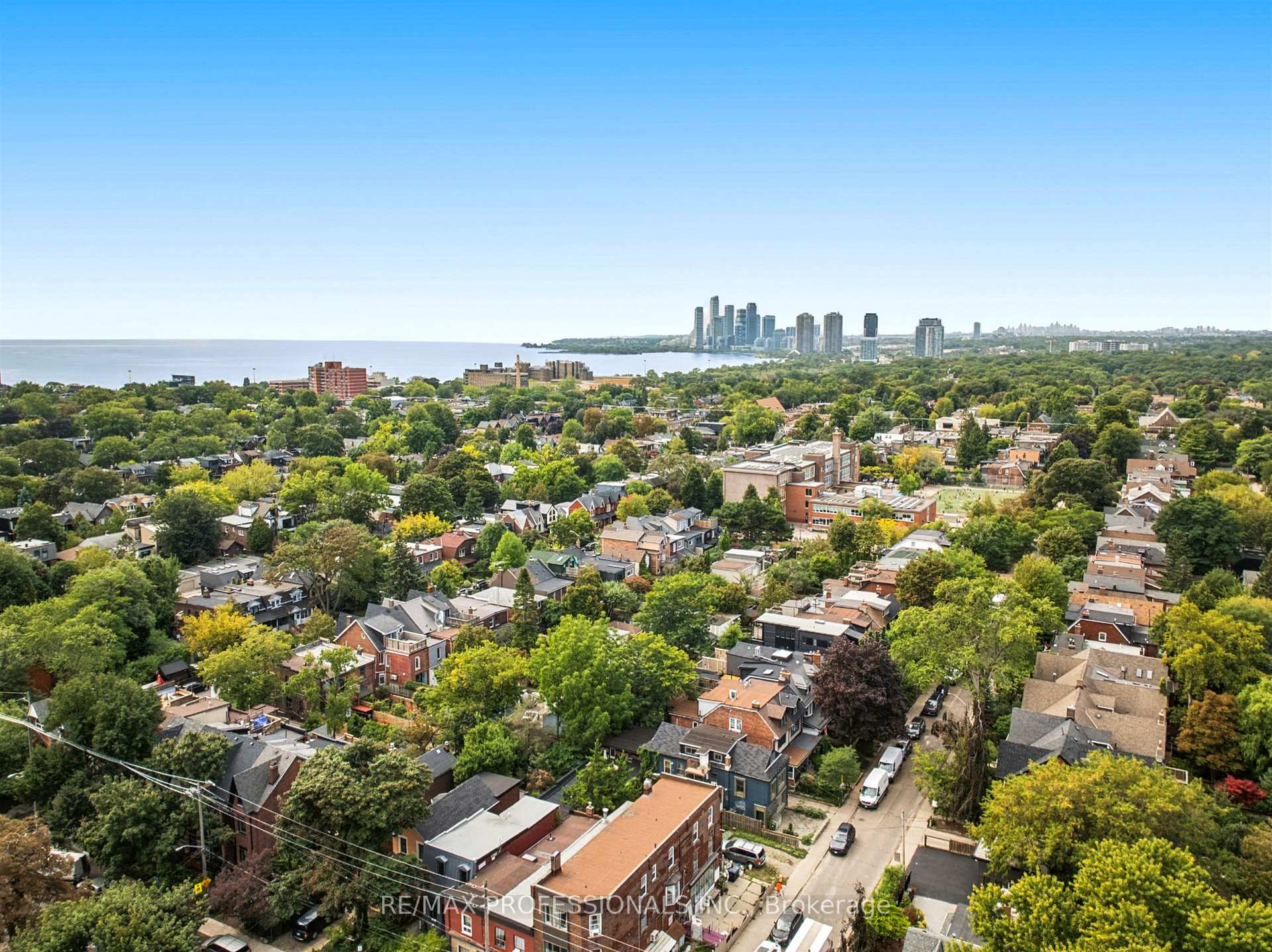 Photo 34 of 28 Wright Avenue, Toronto, Roncesvalles — HOMEH