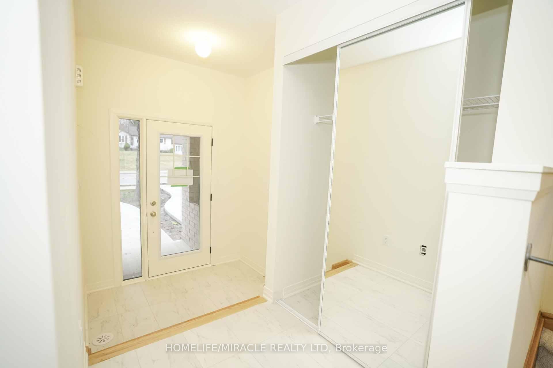 Photo 8 of 1561 Green Road, Clarington, Bowmanville — HOMEH