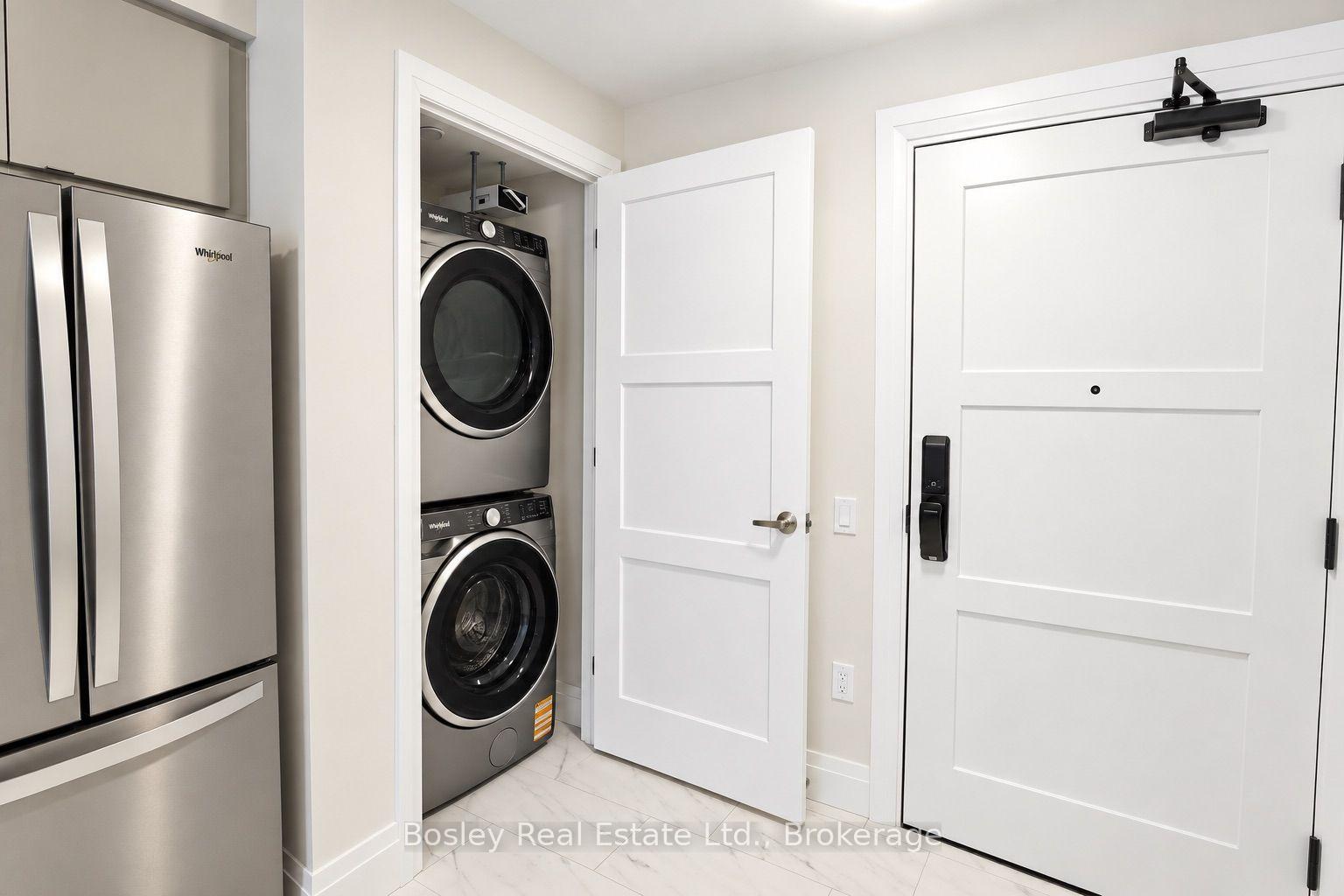 Photo 4 of Unit 1008, 93 Arthur Street S, Guelph, Downtown — HOMEH