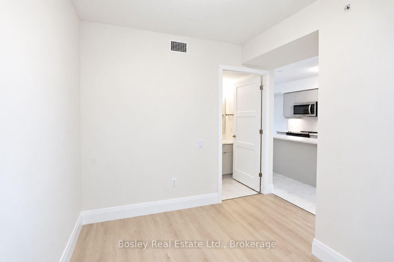 Photo 10 of Unit 1008, 93 Arthur Street S, Guelph, Downtown — HOMEH