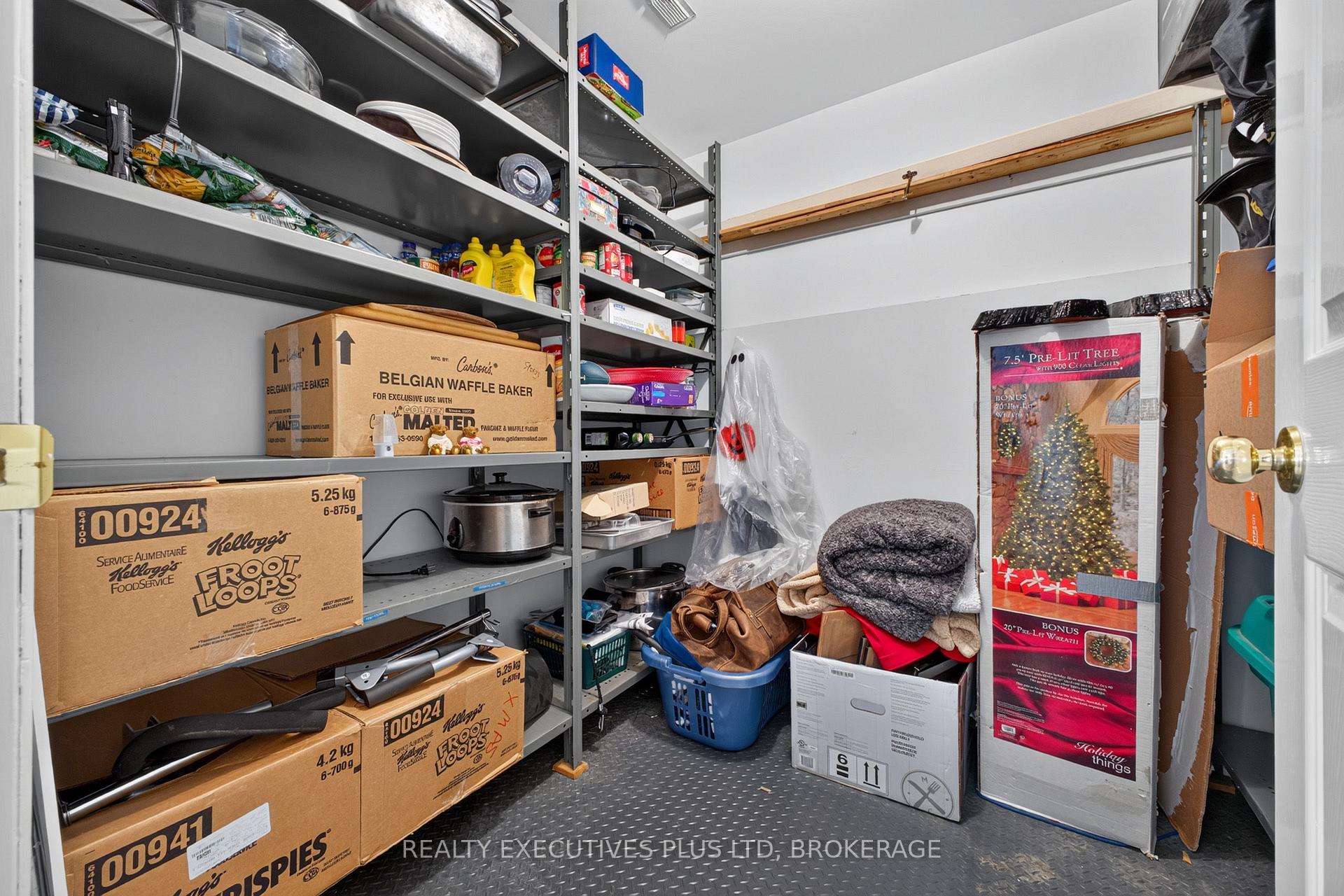 Photo 39 of 7802 Sabine Drive, Niagara Falls, Ascot — HOMEH
