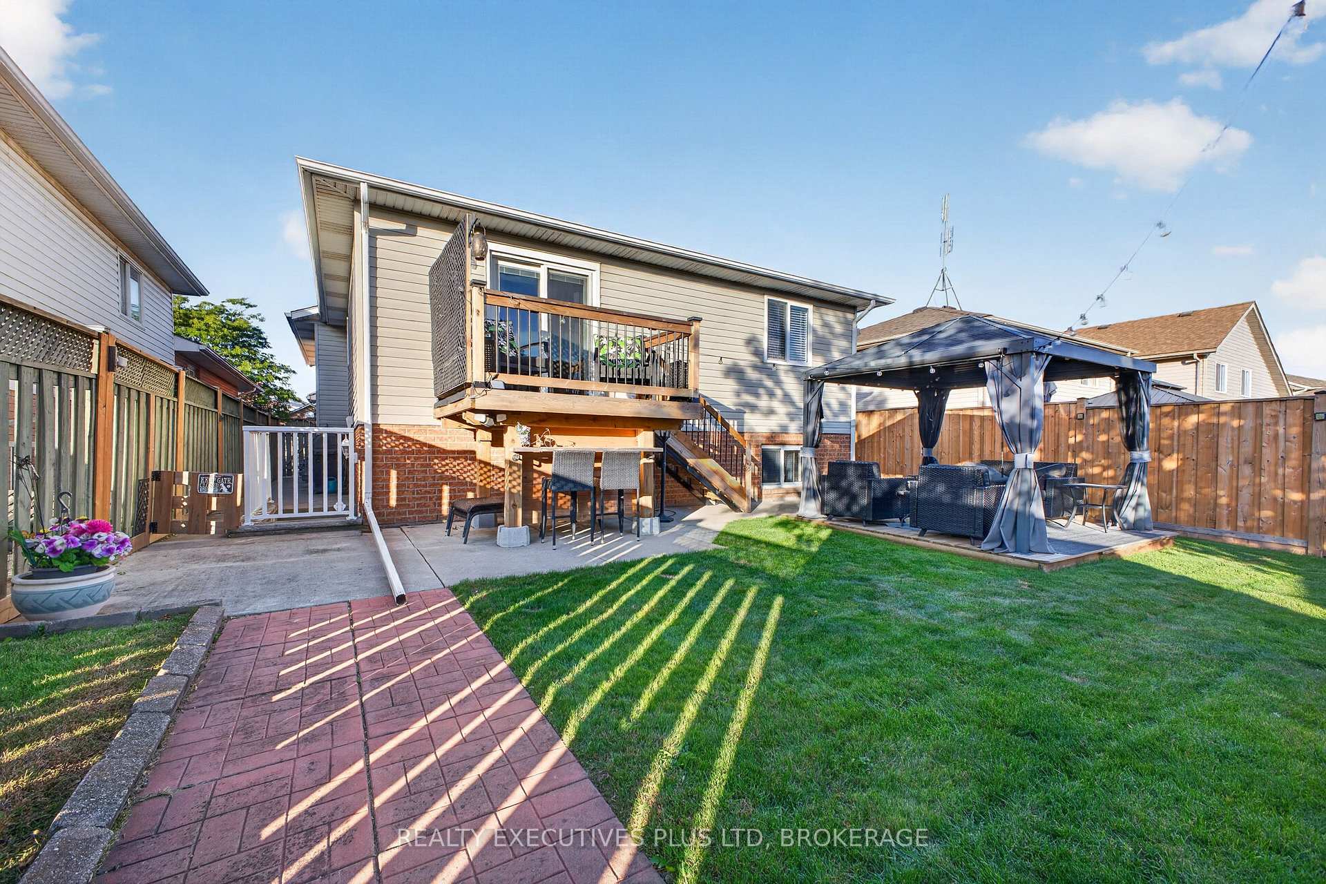 Photo 50 of 7802 Sabine Drive, Niagara Falls, Ascot — HOMEH