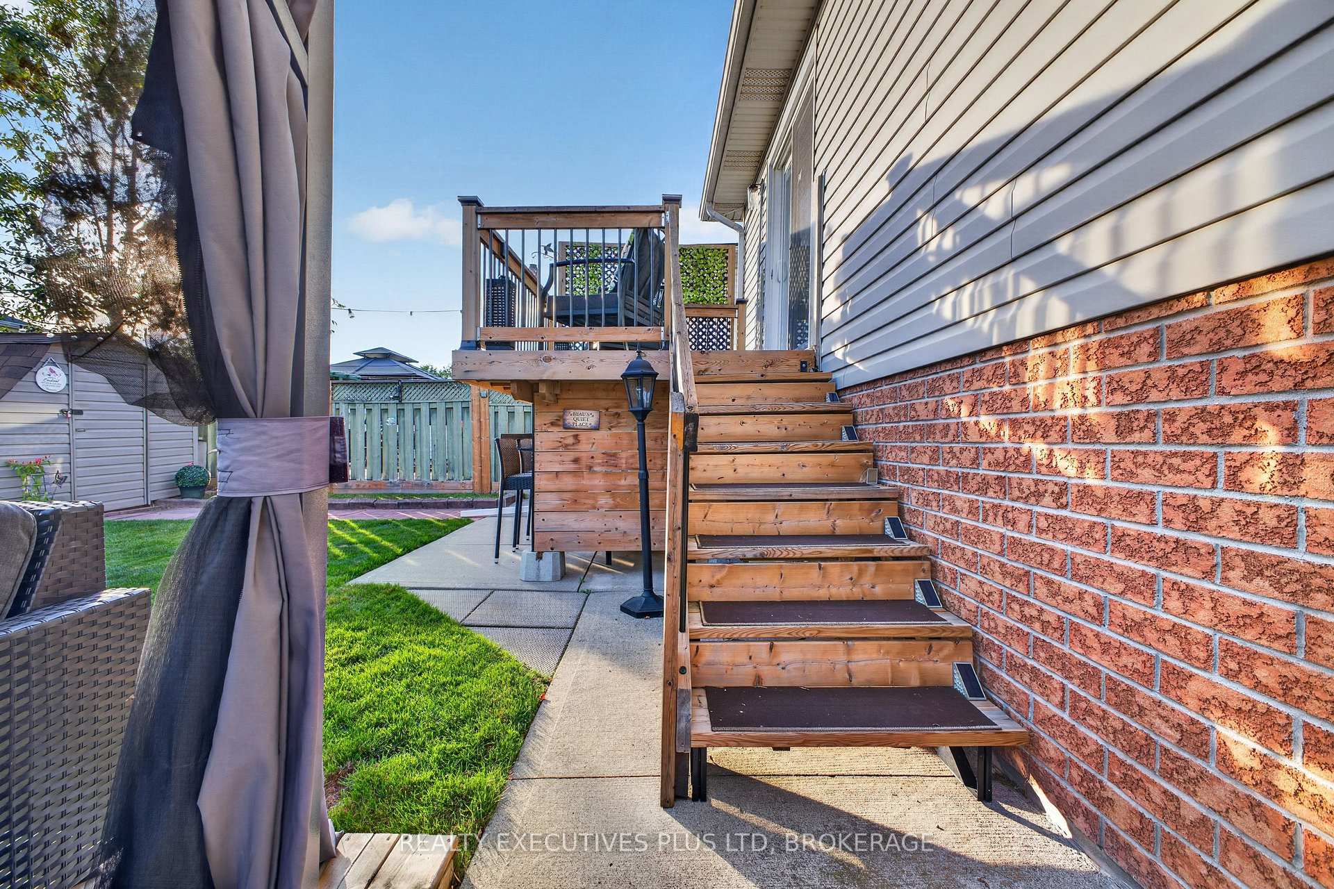Photo 54 of 7802 Sabine Drive, Niagara Falls, Ascot — HOMEH