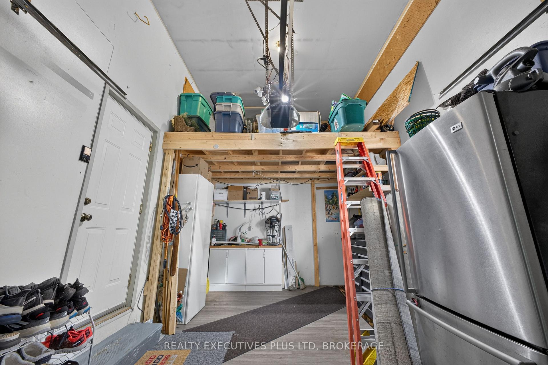 Photo 61 of 7802 Sabine Drive, Niagara Falls, Ascot — HOMEH