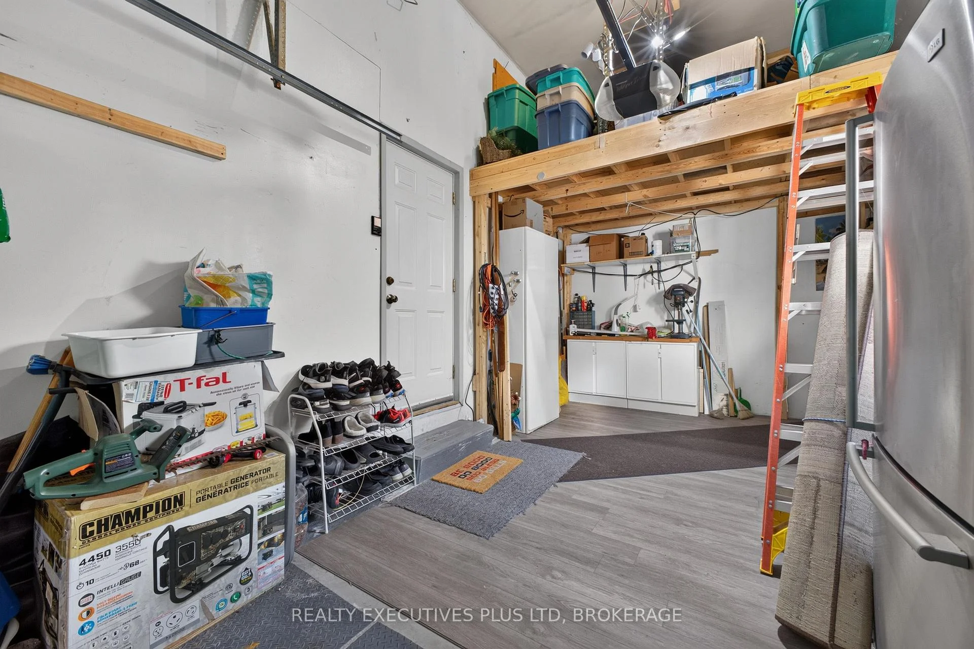 Photo 59 of 7802 Sabine Drive, Niagara Falls, Ascot — HOMEH