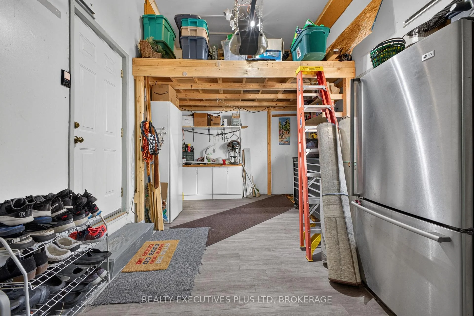 Photo 60 of 7802 Sabine Drive, Niagara Falls, Ascot — HOMEH
