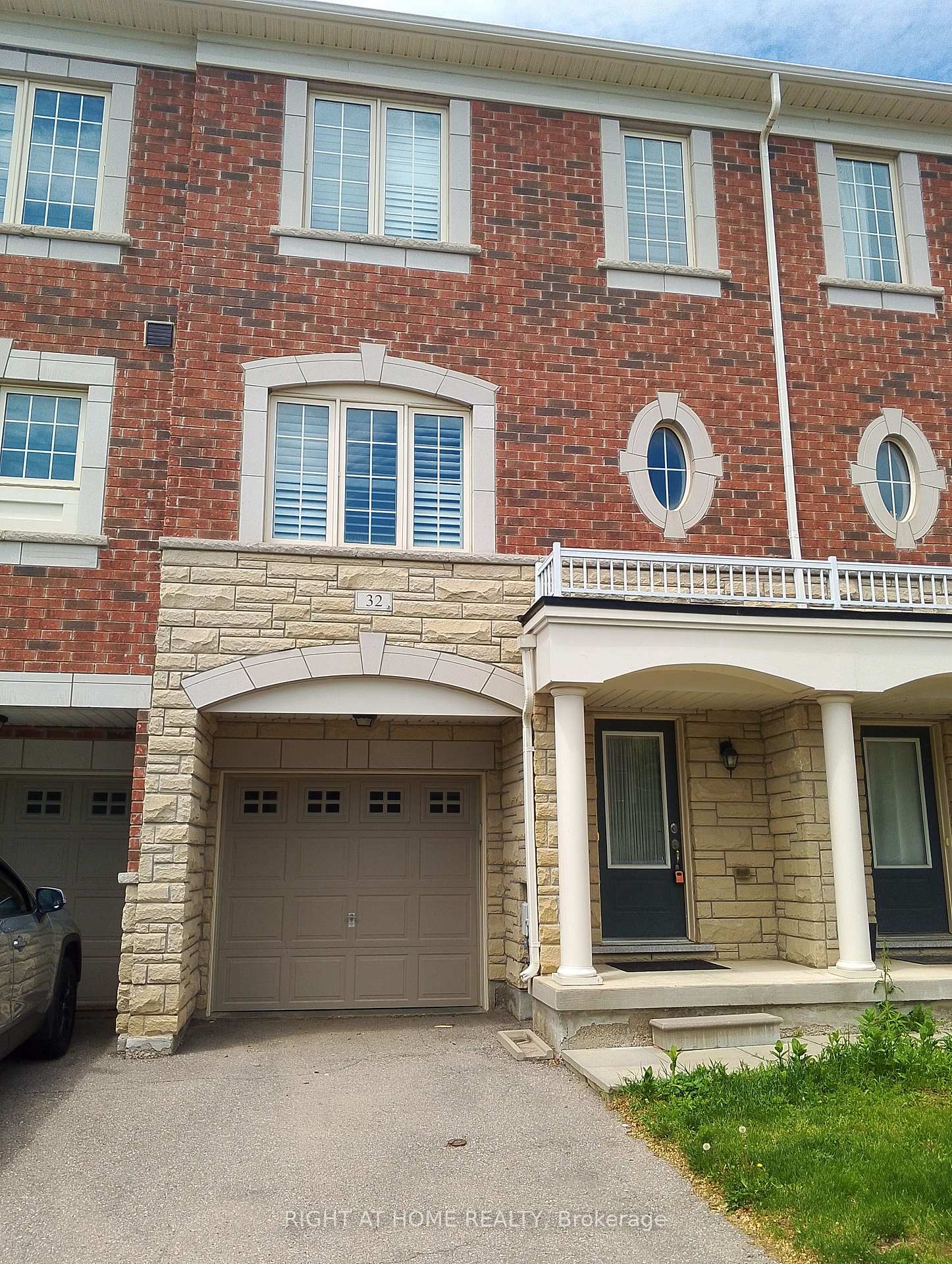 Photo 1 of 32 Aspen Hills Road, Brampton, Credit Valley — HOMEH