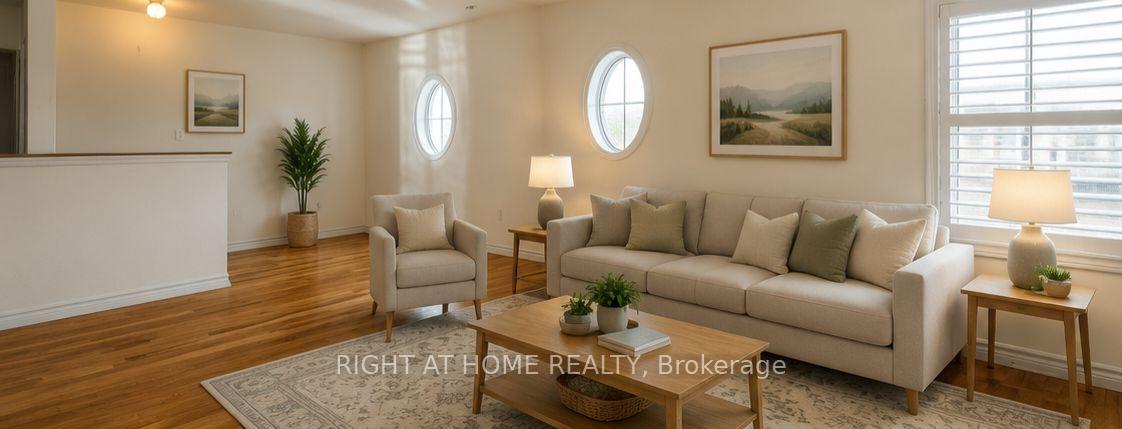 Photo 2 of 32 Aspen Hills Road, Brampton, Credit Valley — HOMEH