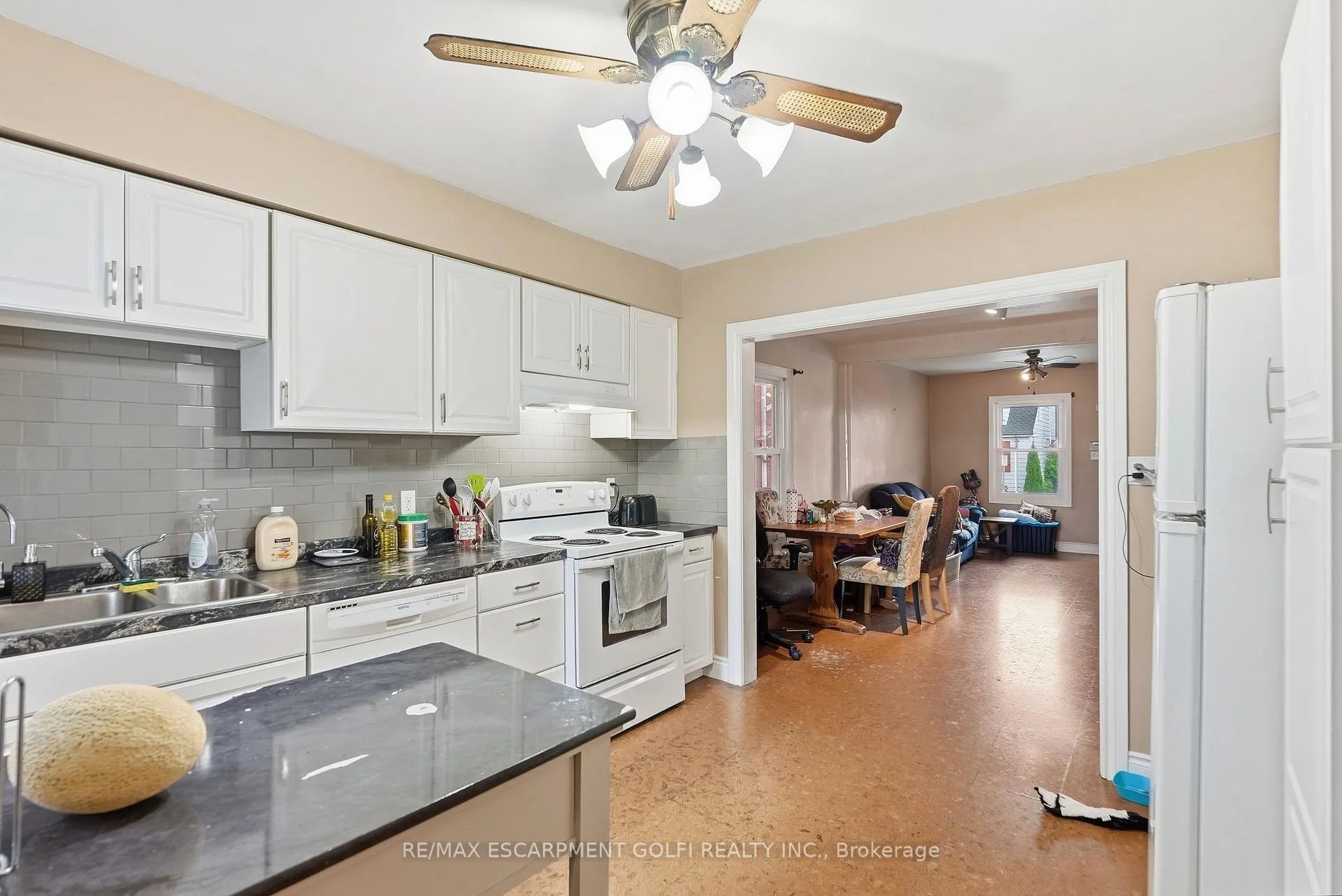 Photo 8 of 524 Roxborough Avenue, Hamilton, Homeside — HOMEH