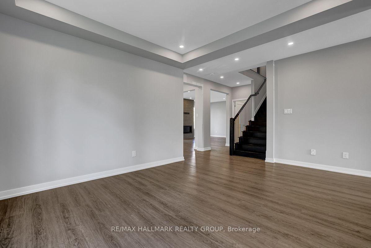 Photo 17 of 534 Nordmann Firr Court, Ottawa, Kanata - Emerald Meadows/Trailwest — HOMEH