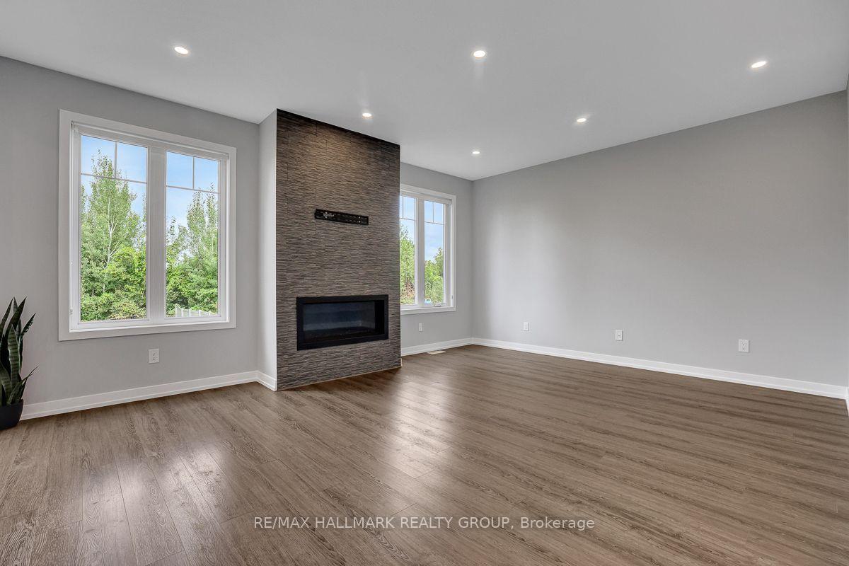 Photo 18 of 534 Nordmann Firr Court, Ottawa, Kanata - Emerald Meadows/Trailwest — HOMEH