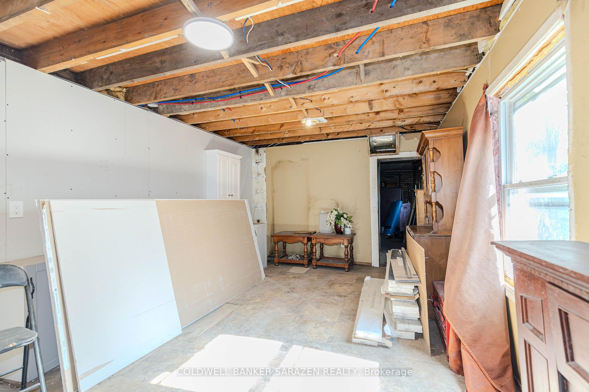 Photo 17 of 215 Desrosiers Street, Ottawa, Vanier — HOMEH