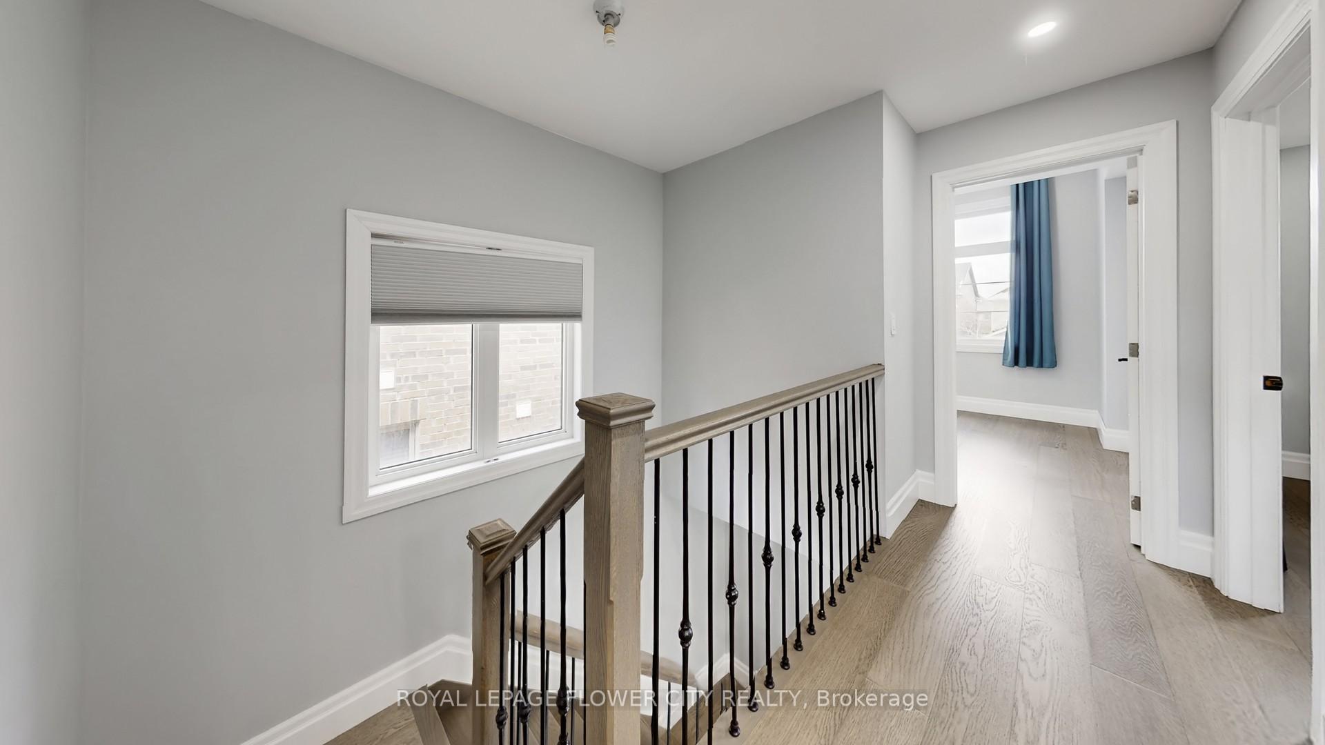 Photo 22 of 642 Sweetwater Crescent, Newmarket, Glenway Estates — HOMEH