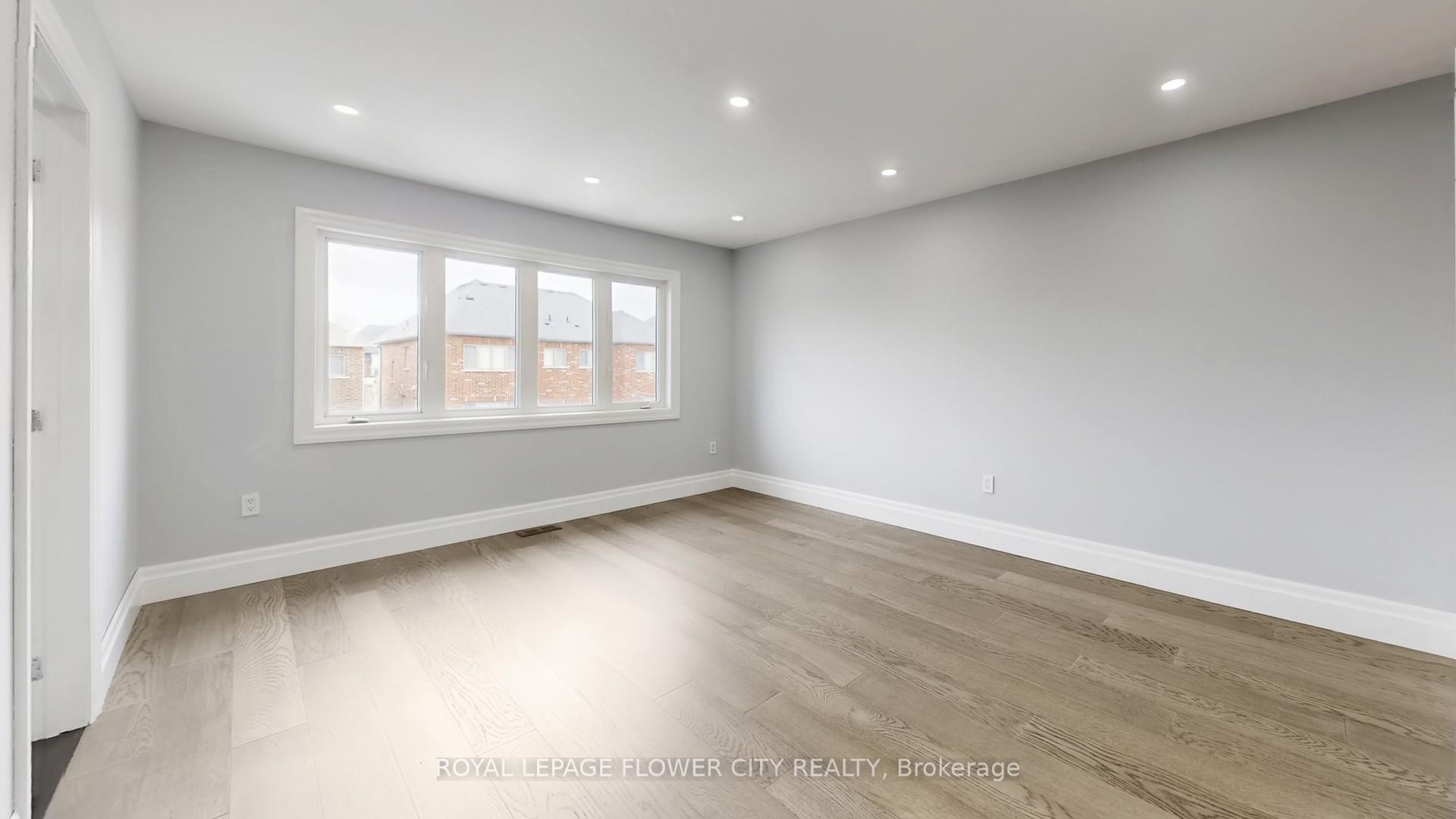 Photo 24 of 642 Sweetwater Crescent, Newmarket, Glenway Estates — HOMEH