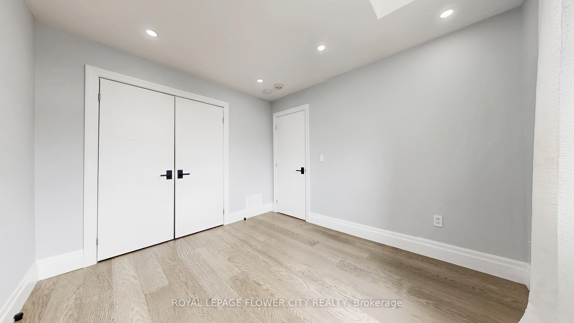 Photo 30 of 642 Sweetwater Crescent, Newmarket, Glenway Estates — HOMEH