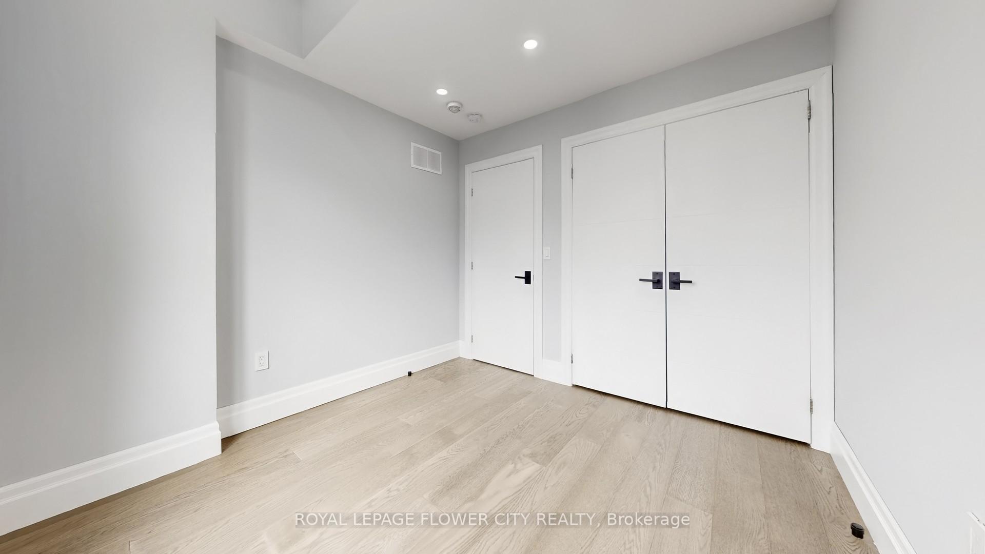 Photo 37 of 642 Sweetwater Crescent, Newmarket, Glenway Estates — HOMEH