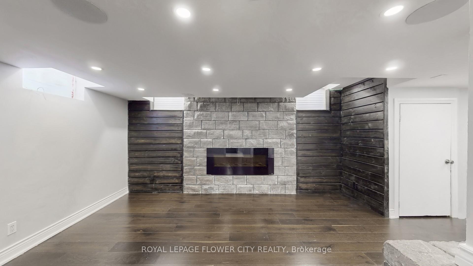 Photo 43 of 642 Sweetwater Crescent, Newmarket, Glenway Estates — HOMEH