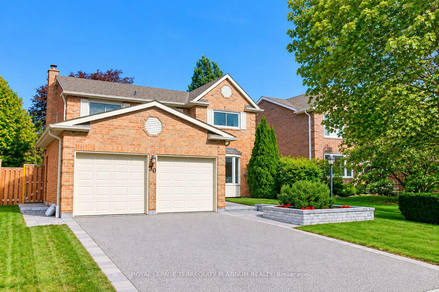 Photo 1 of 50 Garnish Green, Markham, Markham Village — HOMEH
