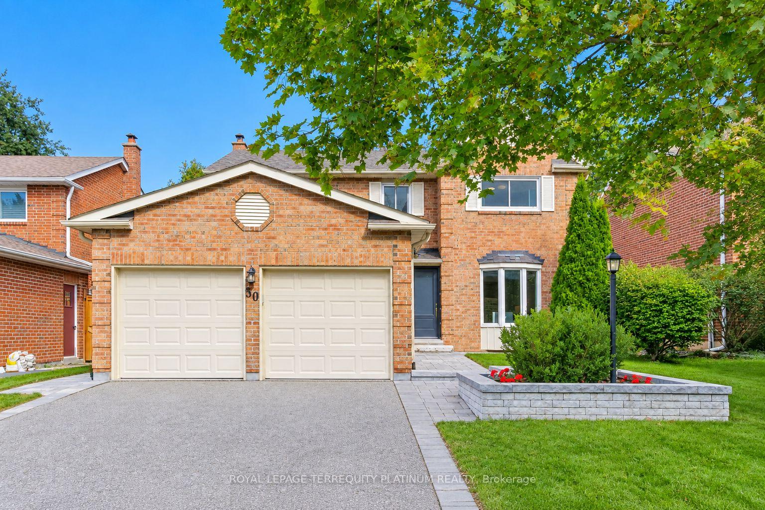 Photo 2 of 50 Garnish Green, Markham, Markham Village — HOMEH
