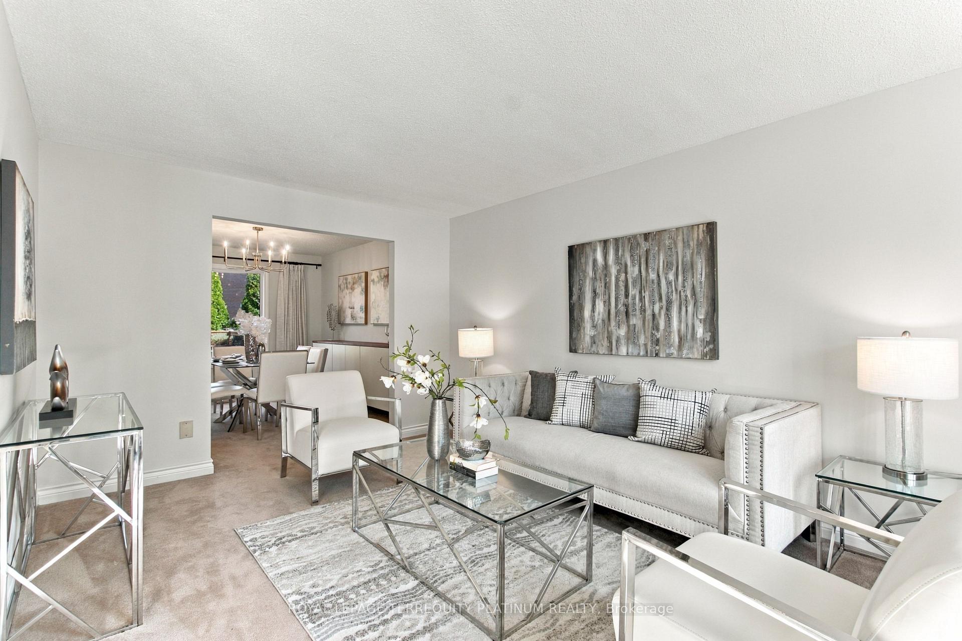 Photo 4 of 50 Garnish Green, Markham, Markham Village — HOMEH