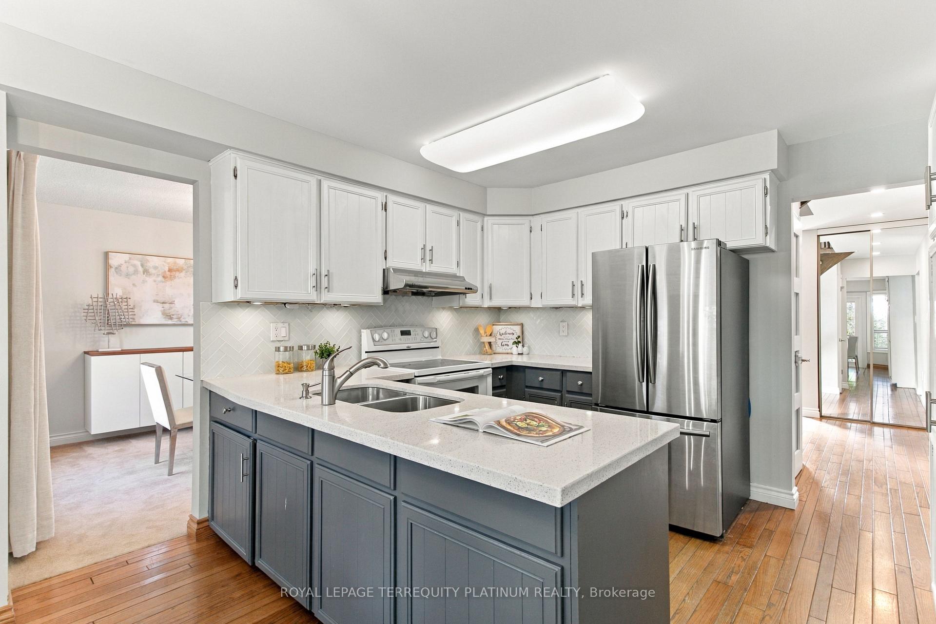 Photo 8 of 50 Garnish Green, Markham, Markham Village — HOMEH