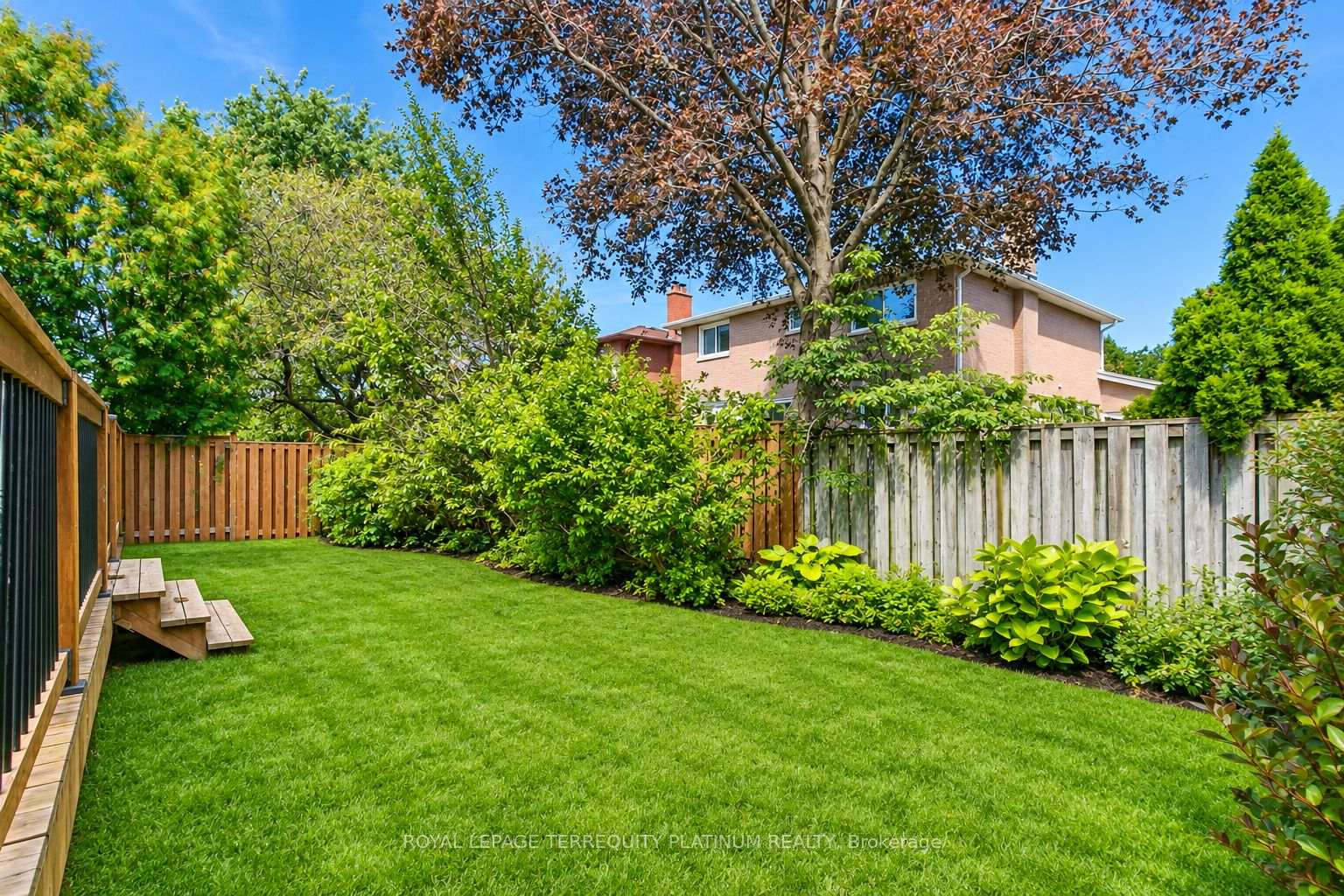 Photo 22 of 50 Garnish Green, Markham, Markham Village — HOMEH