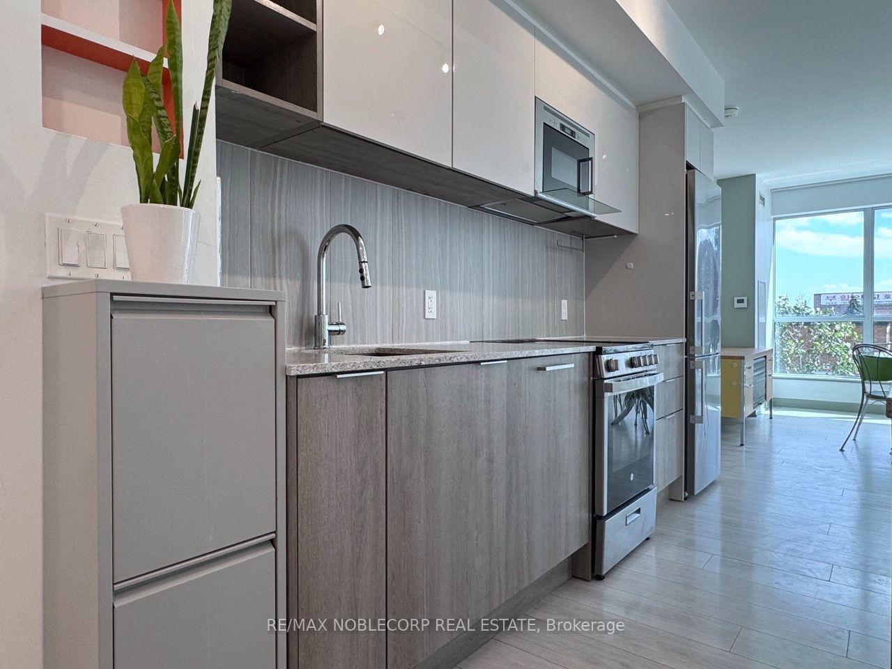 Photo 7 of Unit 263, 31 Tippett Road, North York, Clanton Park — HOMEH