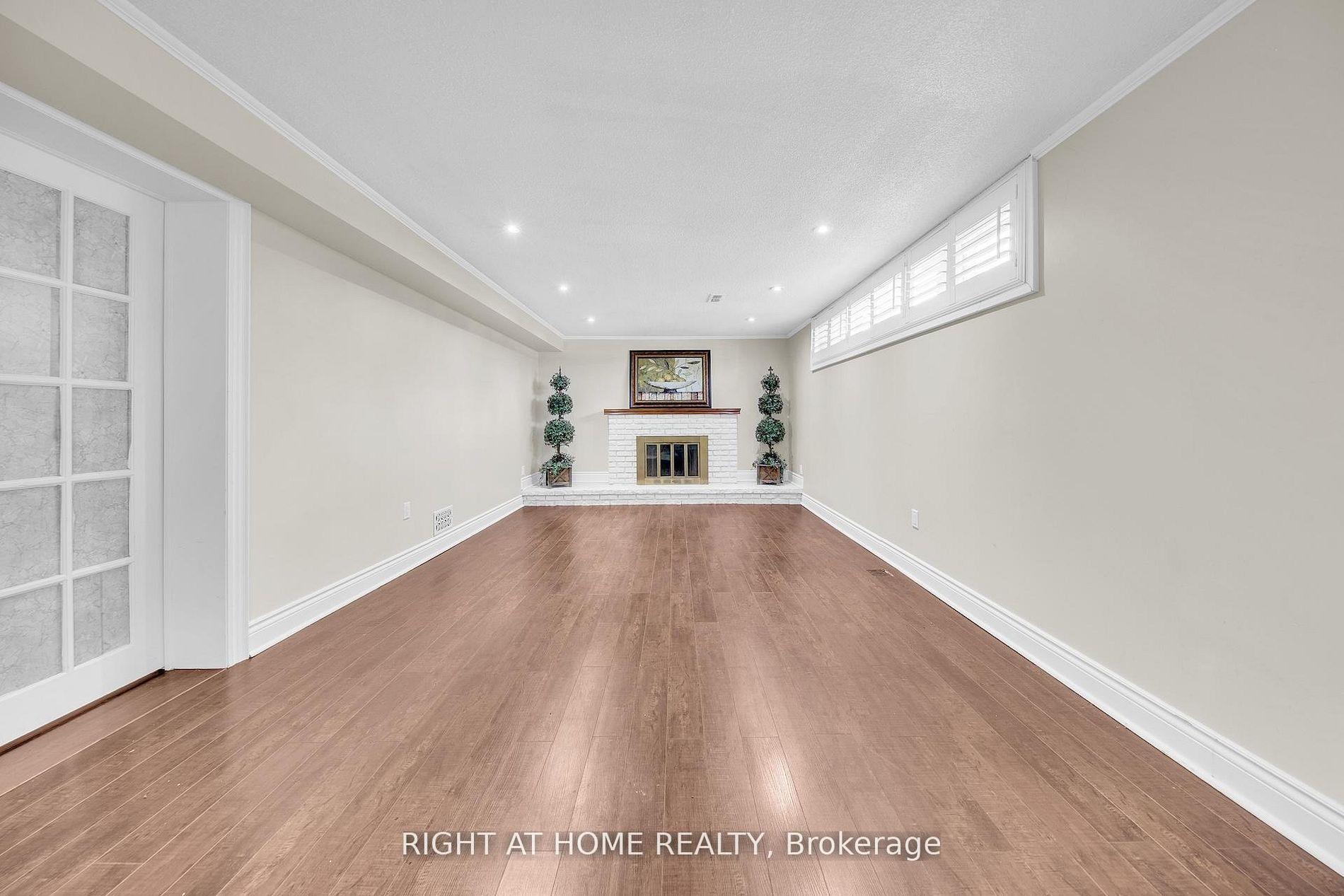 Photo 15 of Unit Basement, 19 Wall Avenue, North York, Humberlea-Pelmo Park — HOMEH