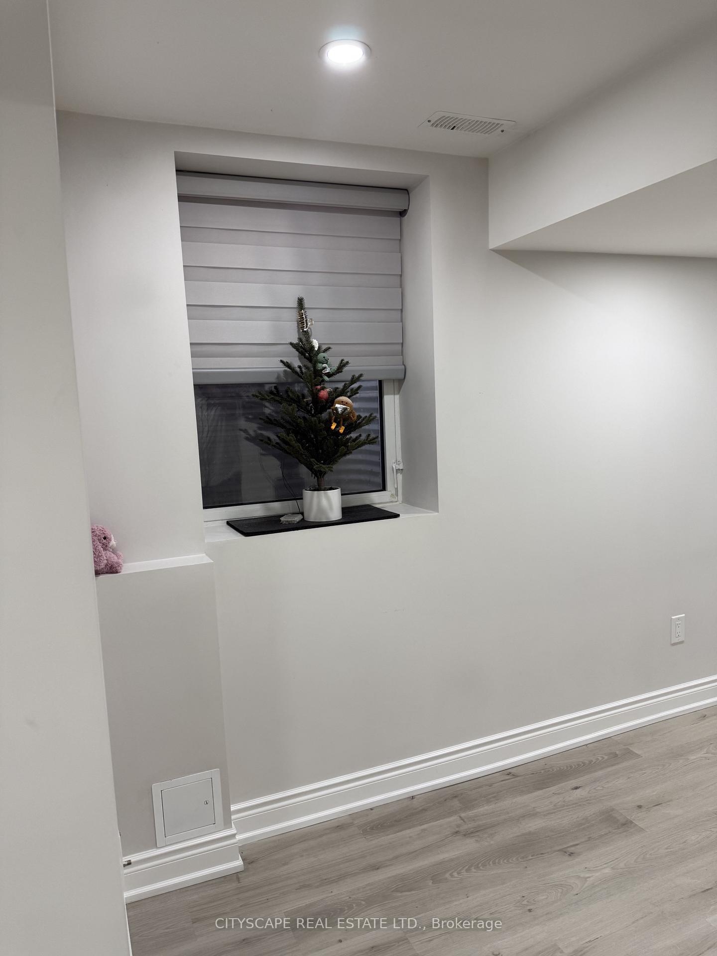 Photo 9 of Unit Bsmt, 6 Lucky Lane, Brampton, Sandringham-Wellington — HOMEH