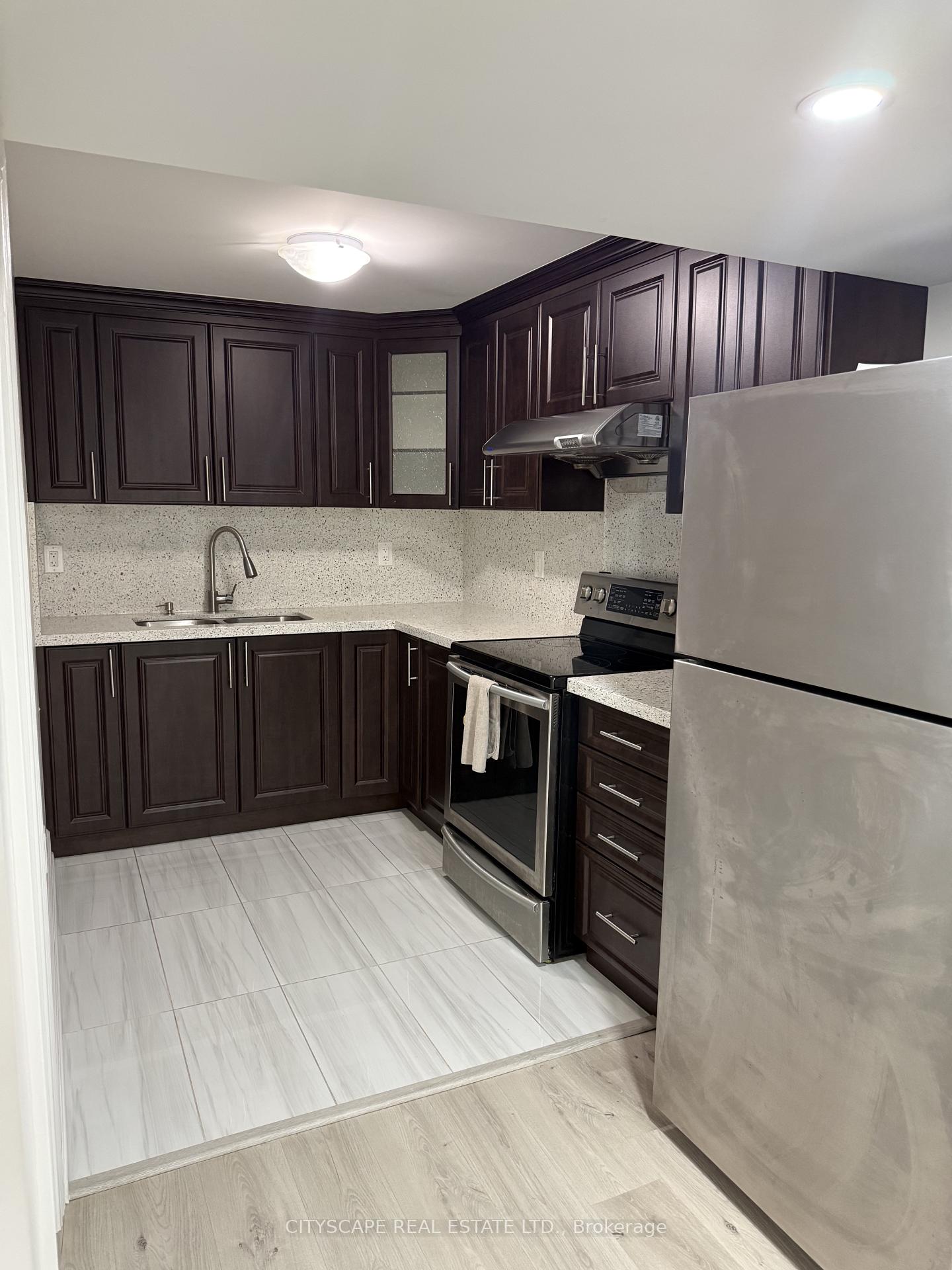 Photo 15 of Unit Bsmt, 6 Lucky Lane, Brampton, Sandringham-Wellington — HOMEH