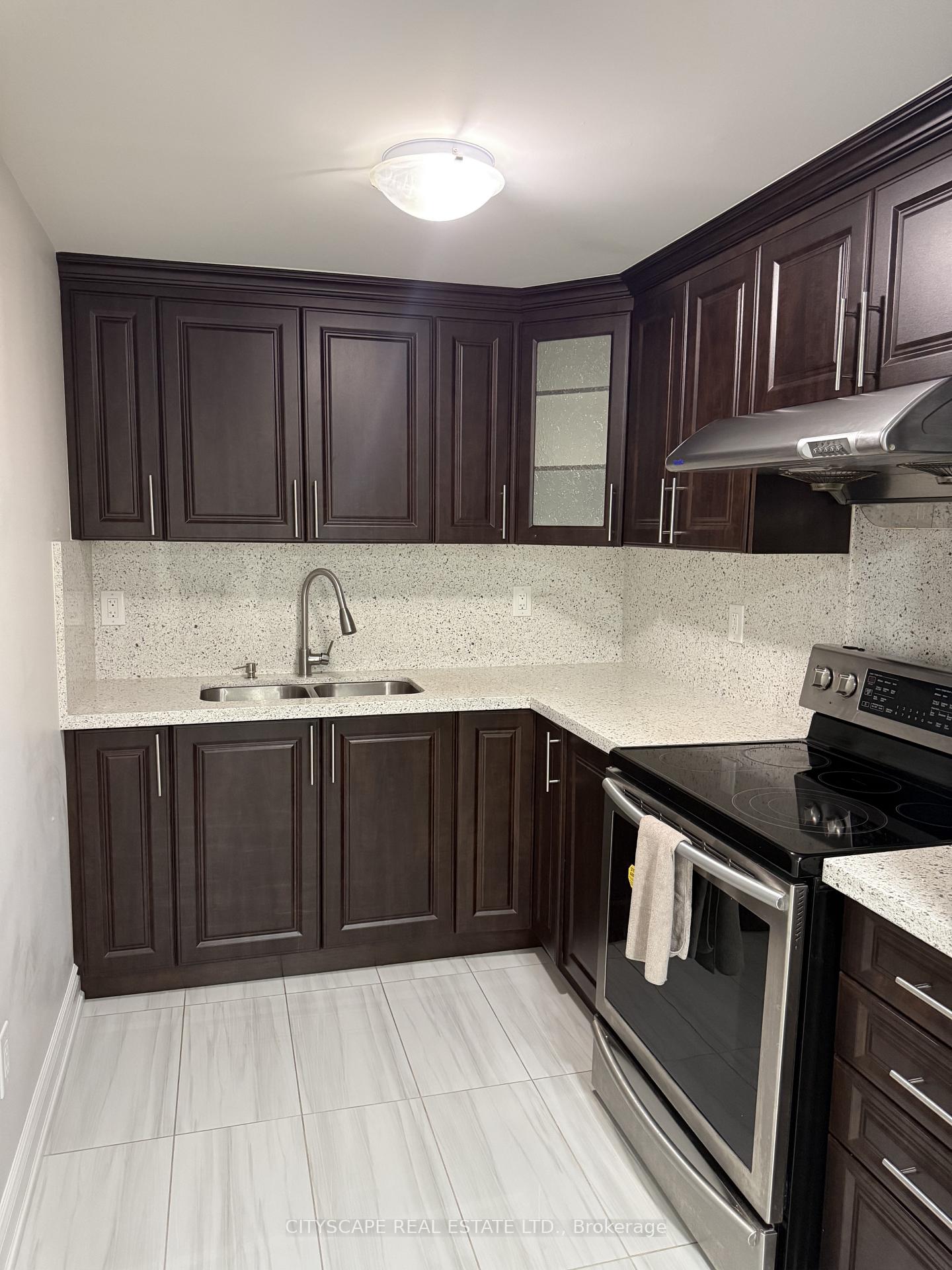 Photo 16 of Unit Bsmt, 6 Lucky Lane, Brampton, Sandringham-Wellington — HOMEH