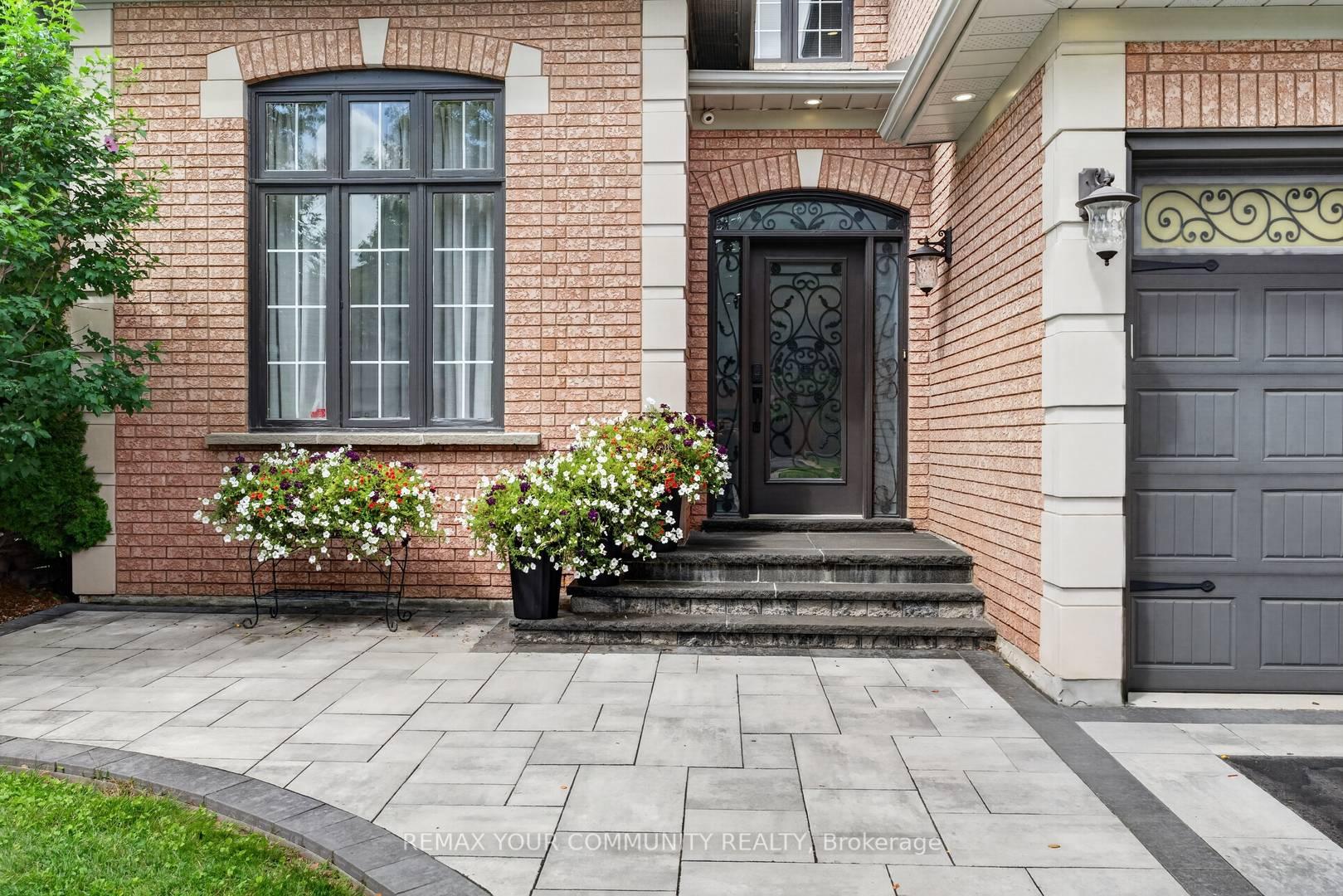 Photo 3 of 786 Exceller Circle, Newmarket, Stonehaven-Wyndham — HOMEH