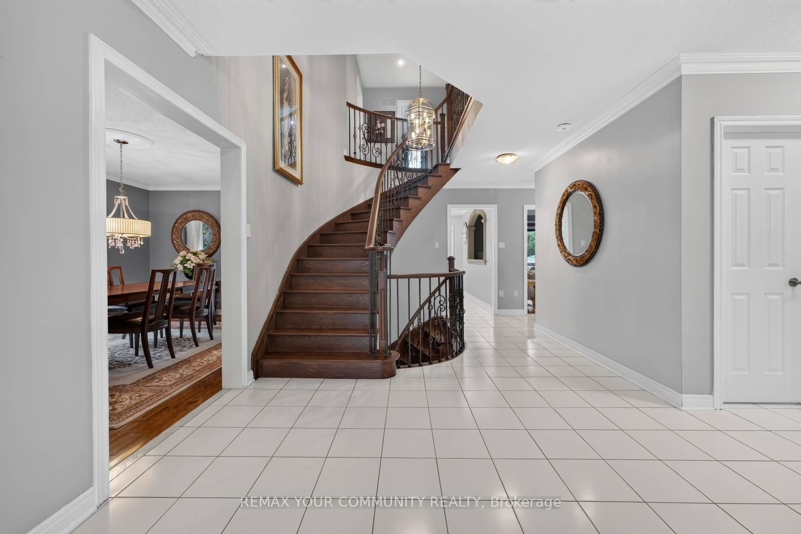 Photo 9 of 786 Exceller Circle, Newmarket, Stonehaven-Wyndham — HOMEH