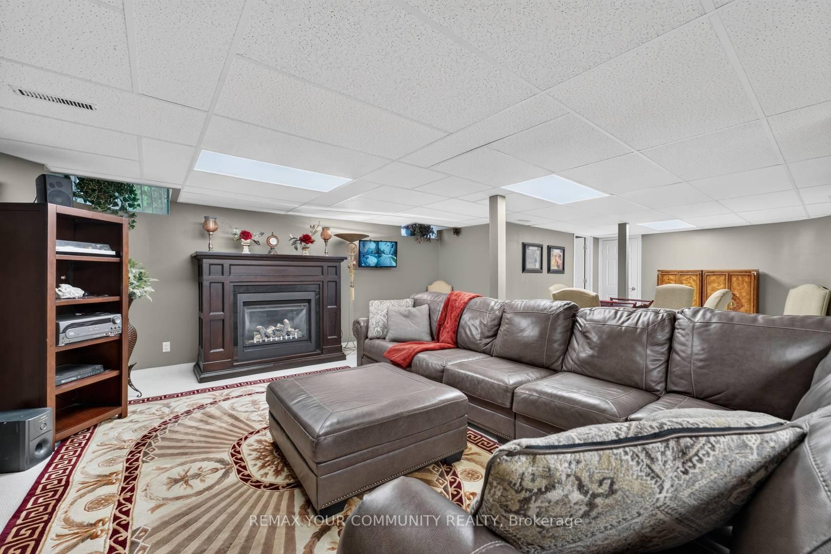 Photo 39 of 786 Exceller Circle, Newmarket, Stonehaven-Wyndham — HOMEH
