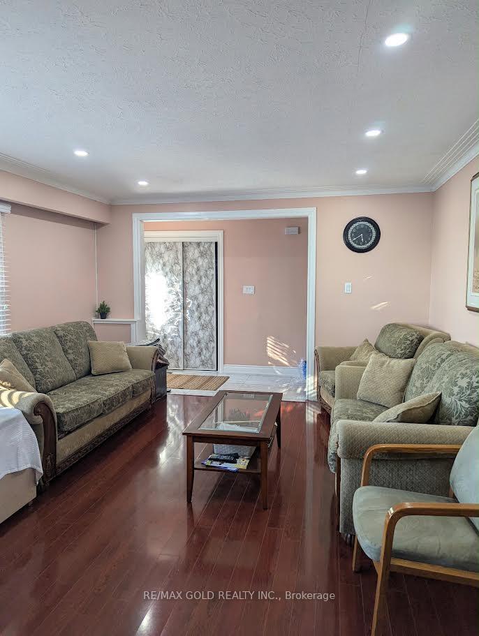 Photo 5 of 9800 Britannia Road, Milton, Bowes — HOMEH