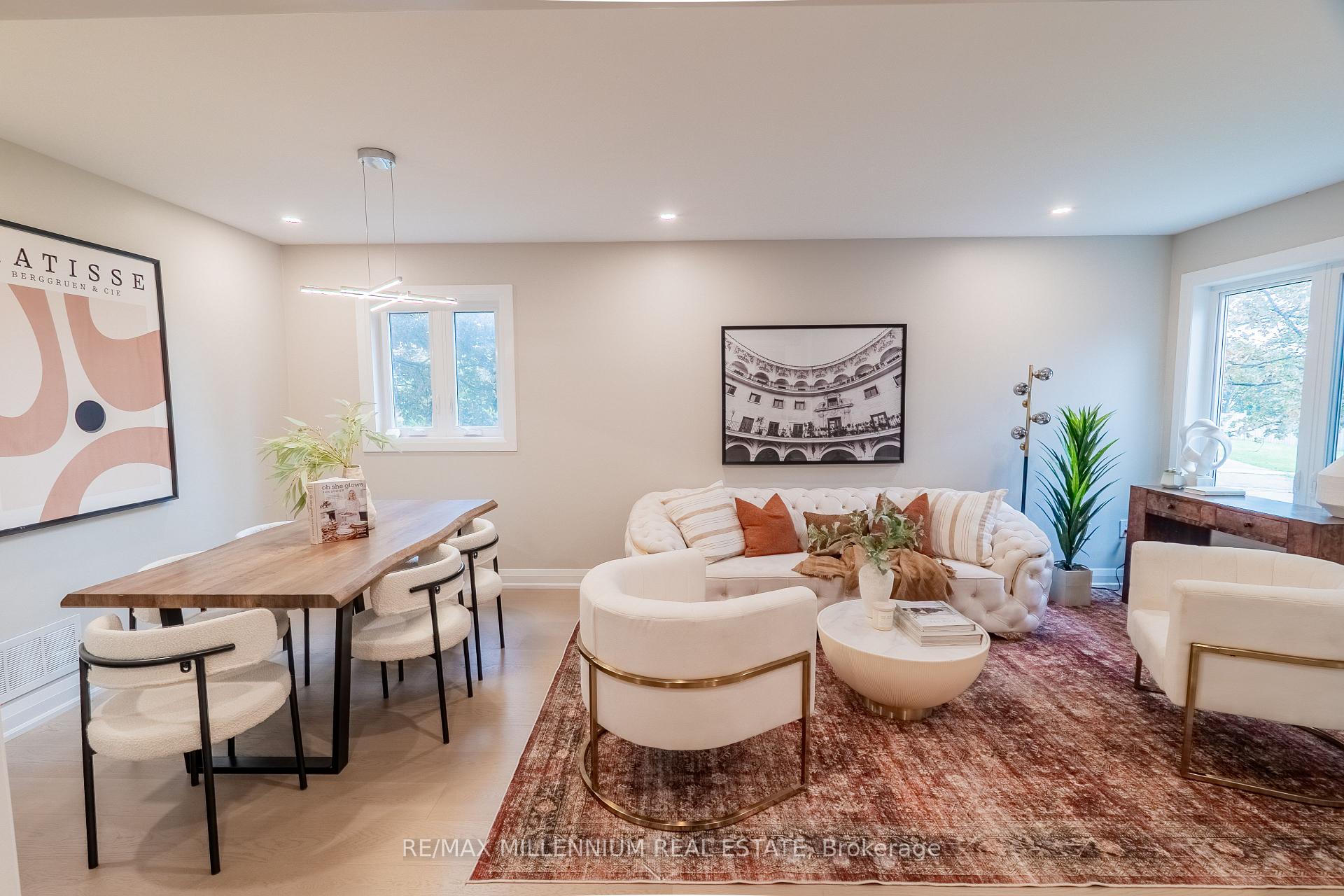 Photo 4 of 70 Fry Crescent, Clarington, Bowmanville — HOMEH