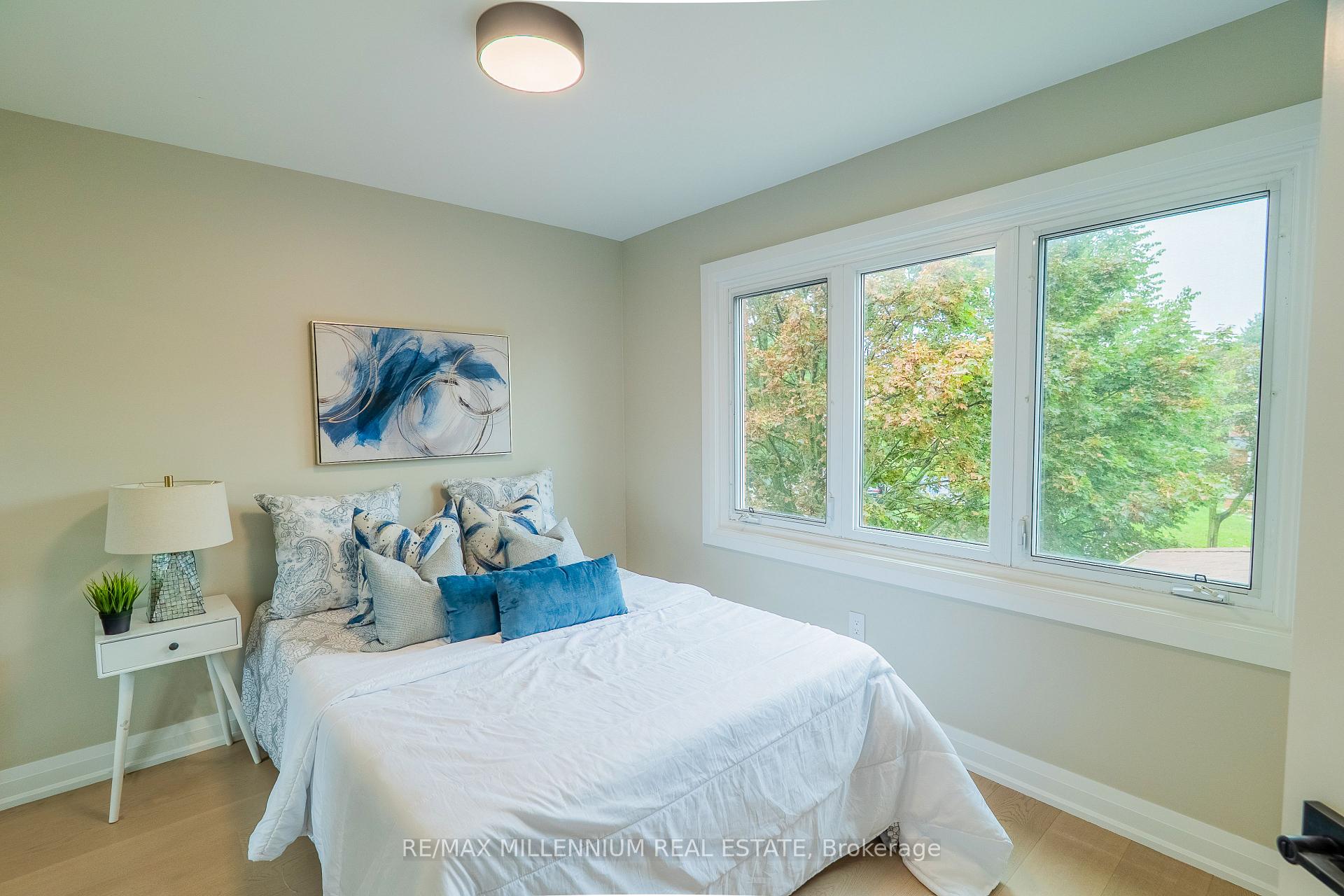 Photo 18 of 70 Fry Crescent, Clarington, Bowmanville — HOMEH