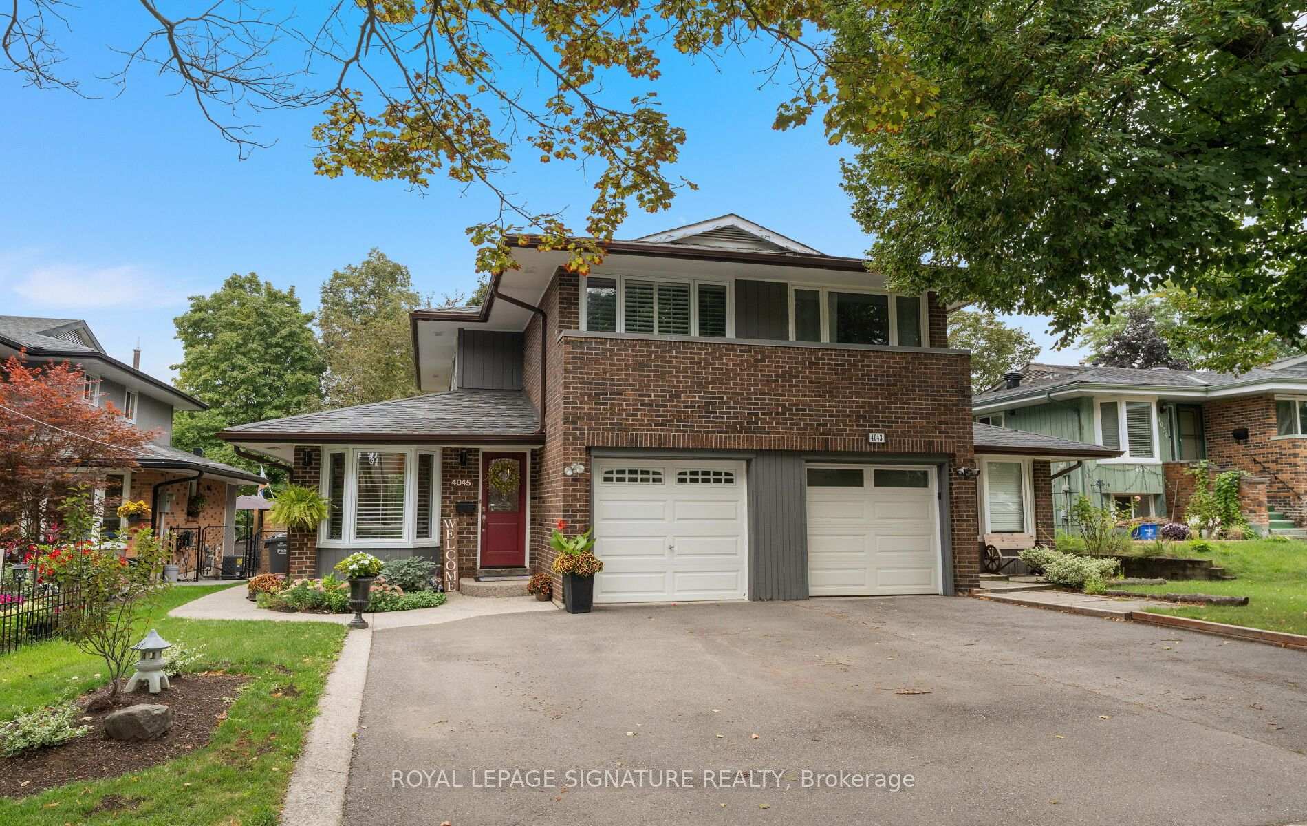 Photo 1 of 4045 Taffey Crescent, Mississauga, Erin Mills — HOMEH