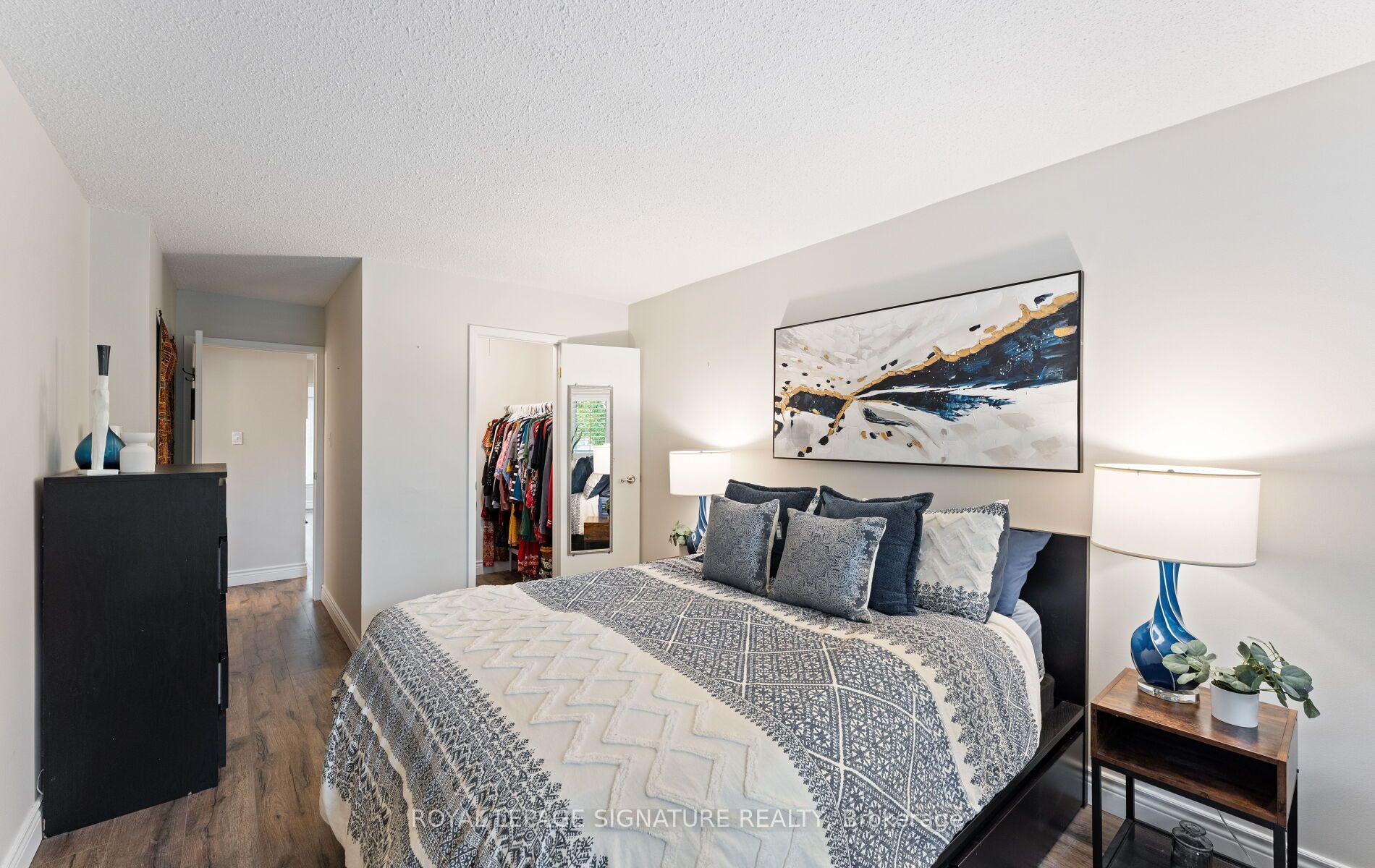 Photo 22 of 4045 Taffey Crescent, Mississauga, Erin Mills — HOMEH