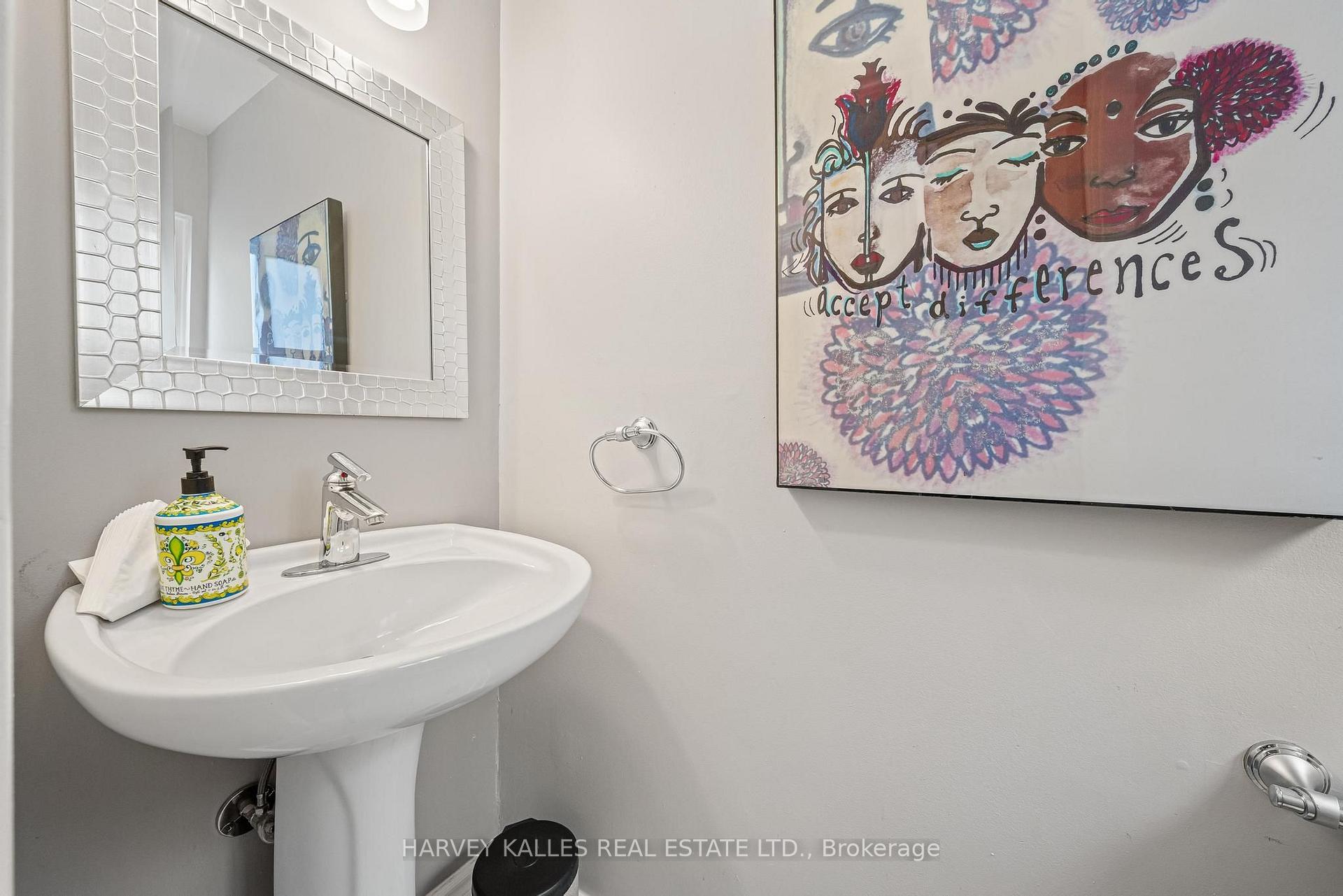 Photo 18 of 221 Snowshoe Crescent, Markham, German Mills — HOMEH
