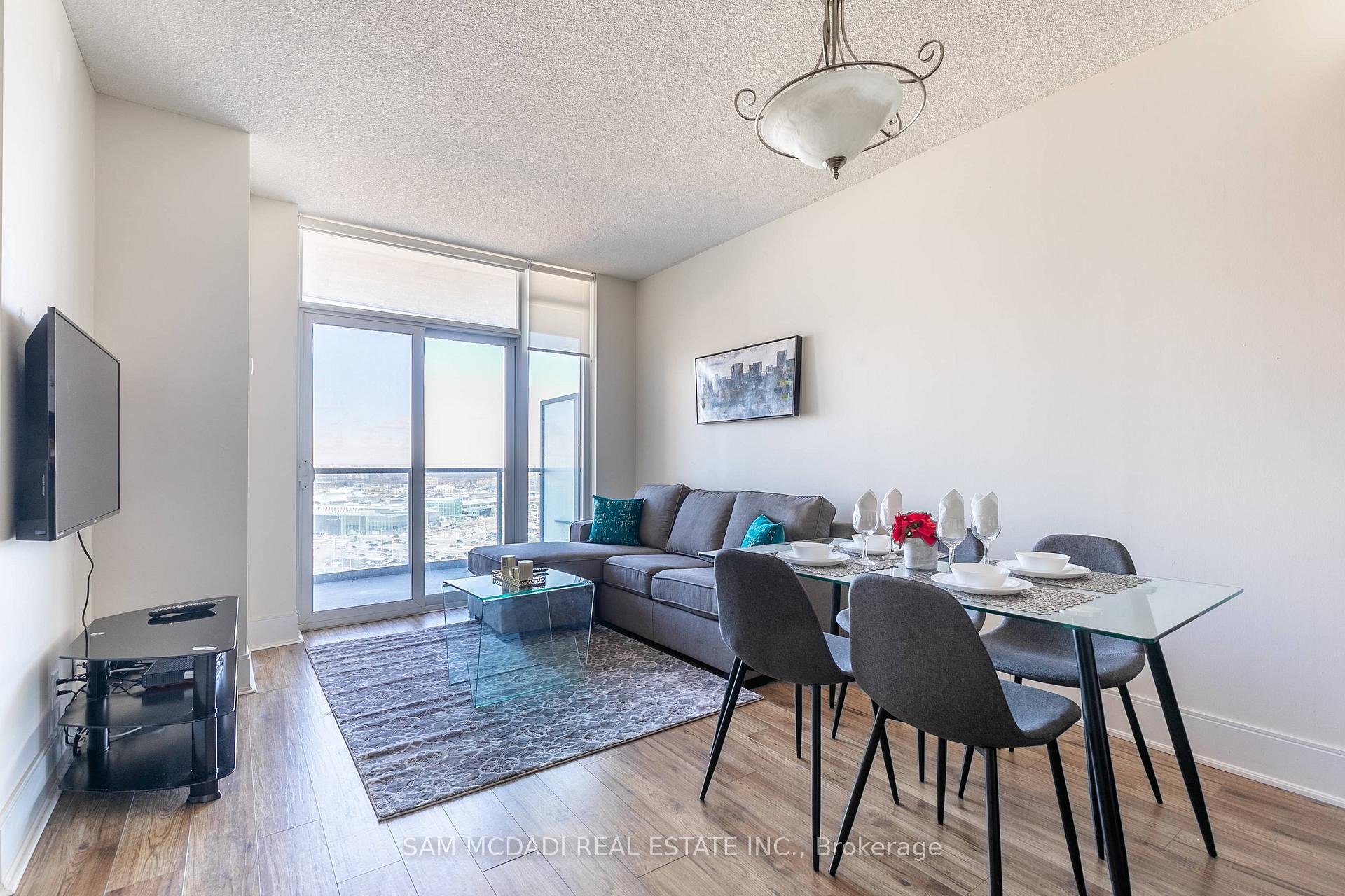 Photo 5 of Unit 1905, 330 Burnhamthorpe Road W, Mississauga, City Centre — HOMEH