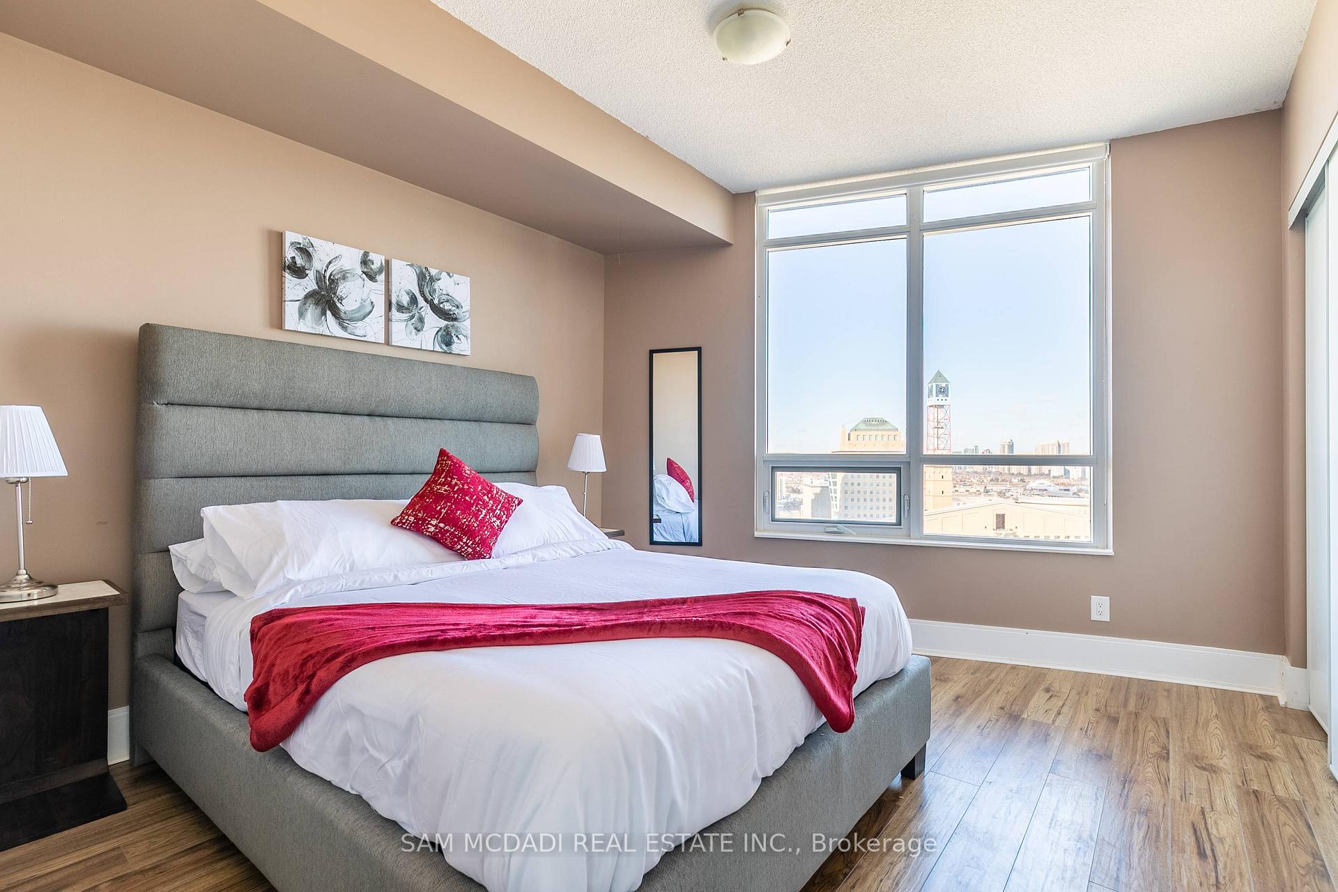 Photo 23 of Unit 1905, 330 Burnhamthorpe Road W, Mississauga, City Centre — HOMEH