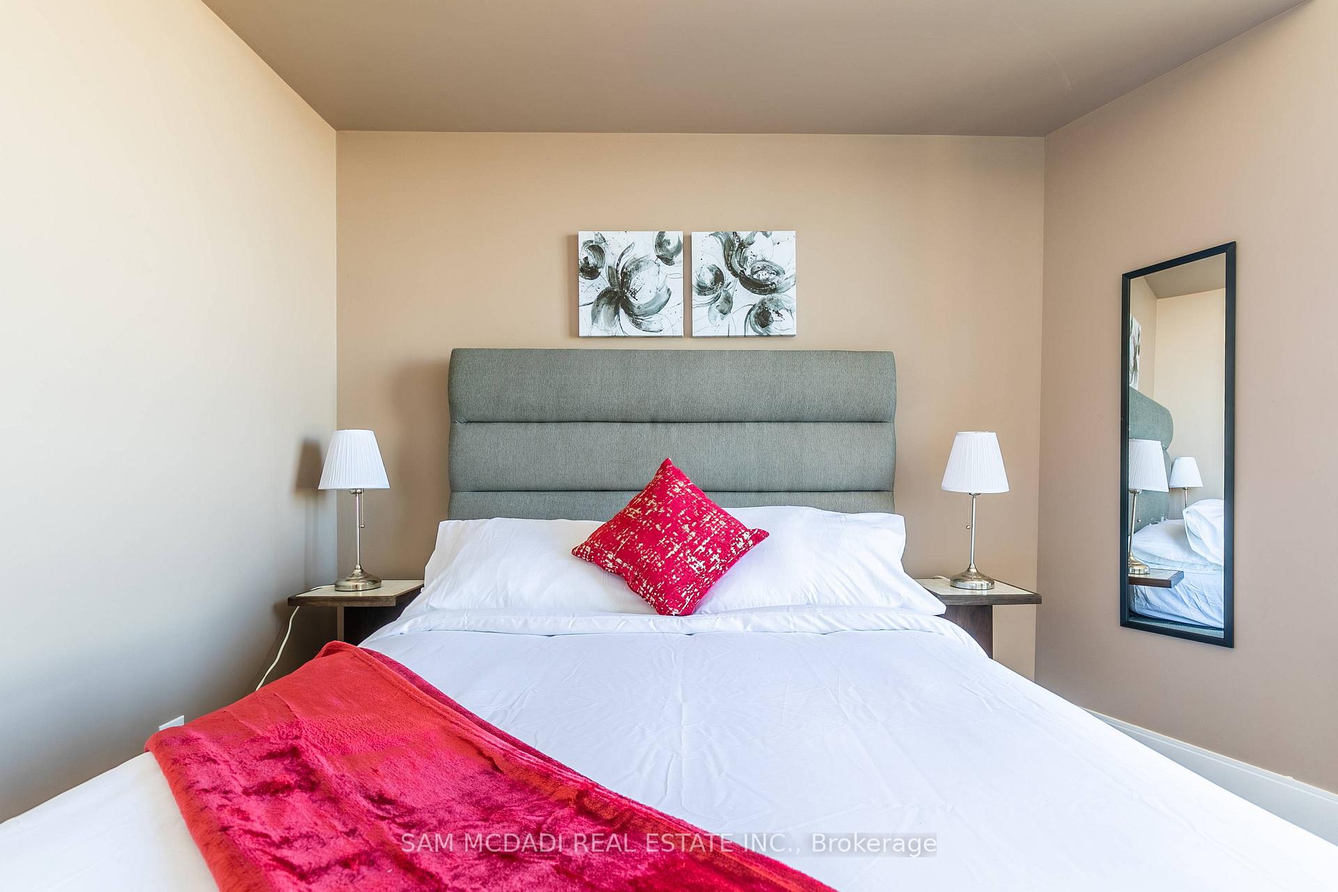 Photo 25 of Unit 1905, 330 Burnhamthorpe Road W, Mississauga, City Centre — HOMEH