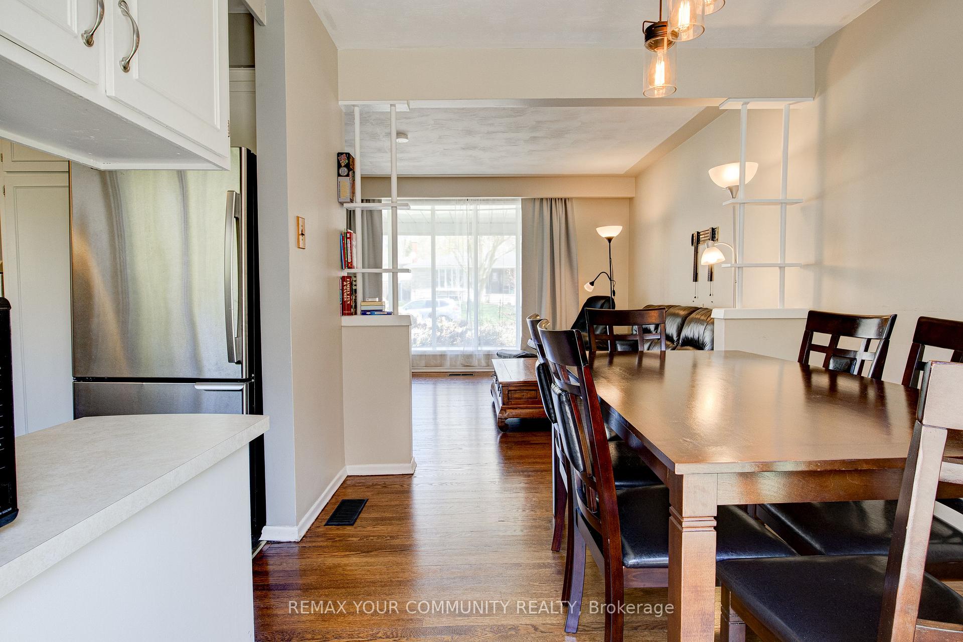 Photo 10 of 557 Glen Manor Boulevard, Waterloo, Lakeshore Village — HOMEH