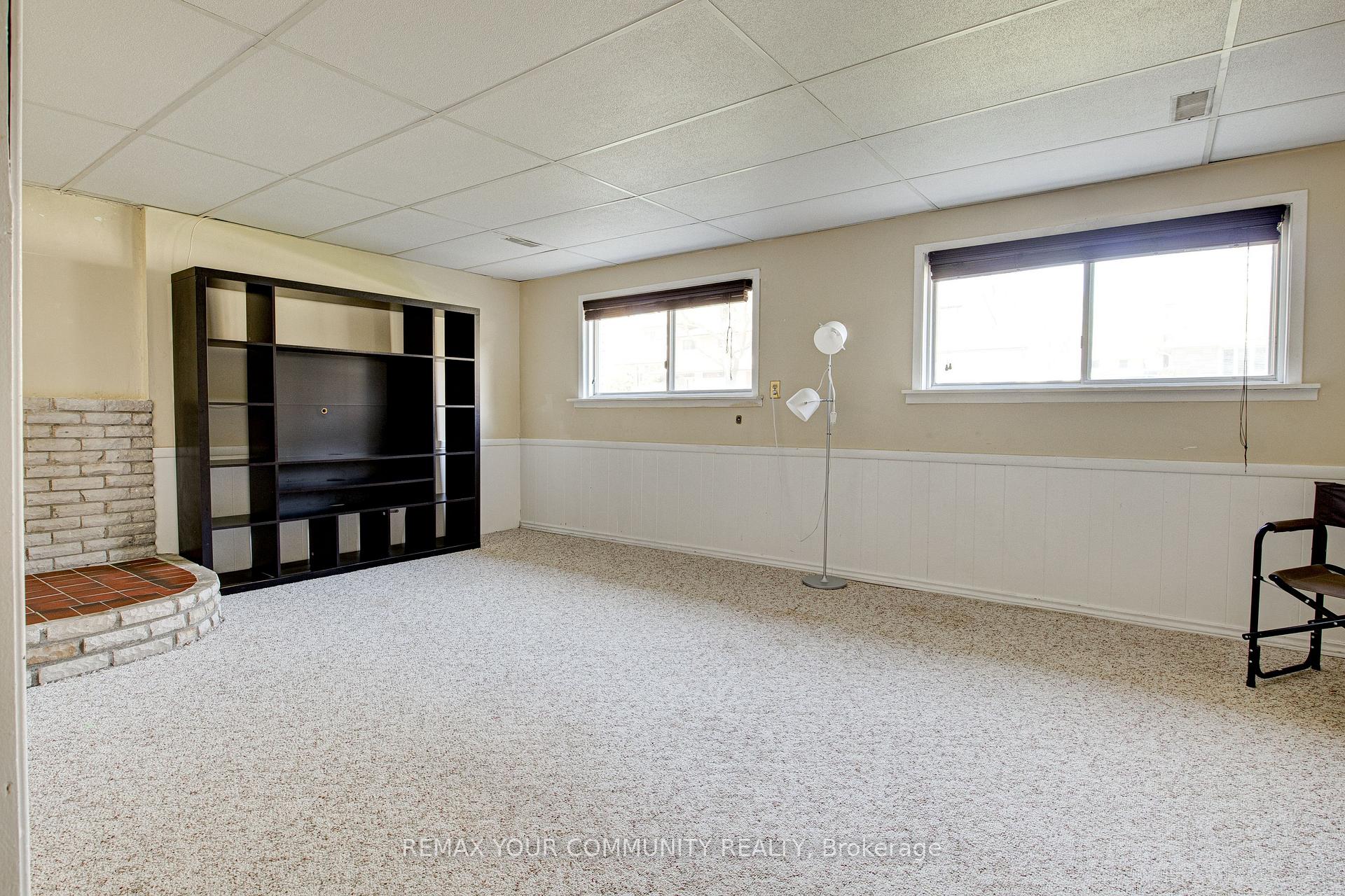 Photo 20 of 557 Glen Manor Boulevard, Waterloo, Lakeshore Village — HOMEH